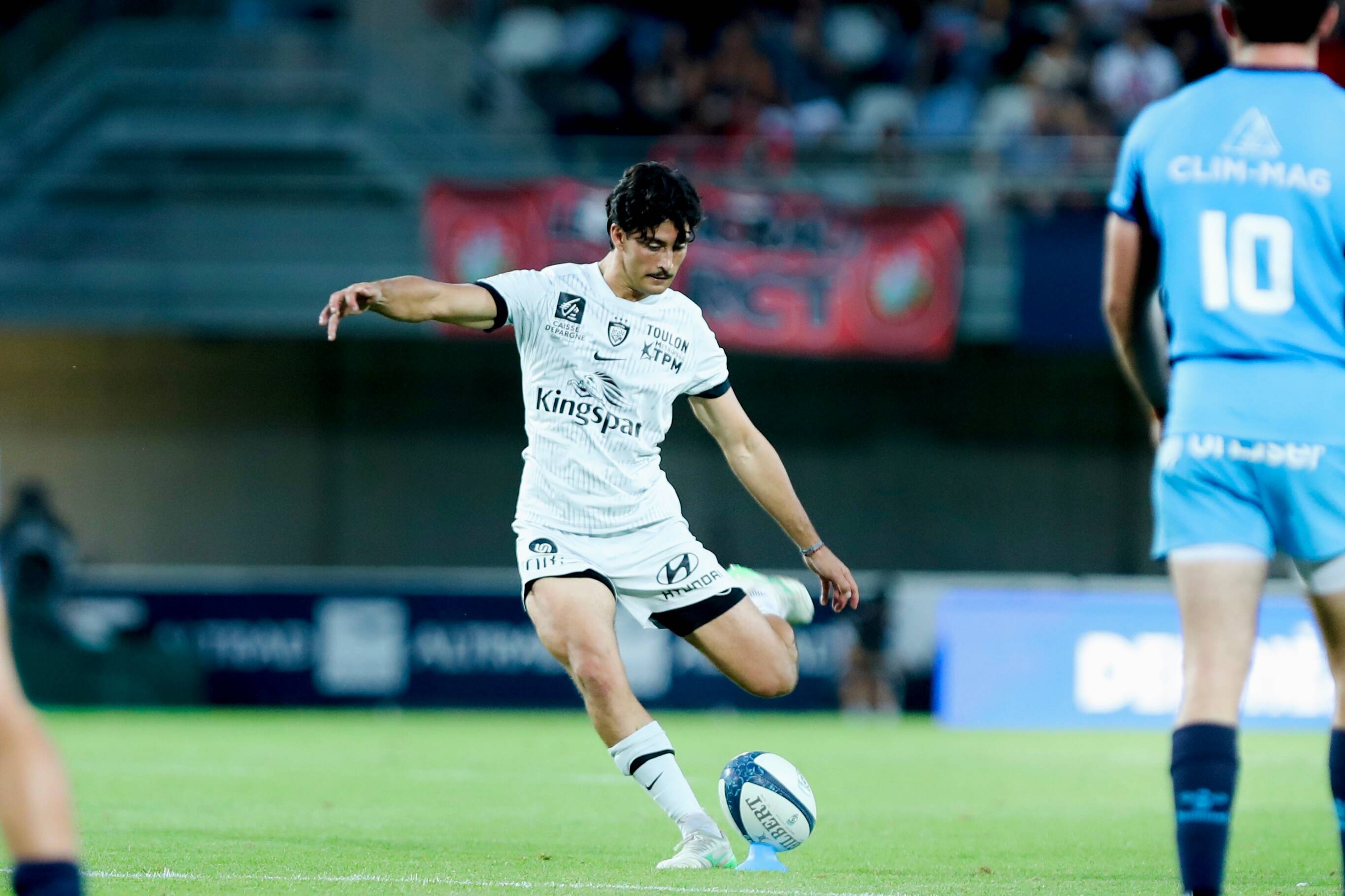 Damond débute, Domon enchaîne... La composition du RCT pour affronter Castres