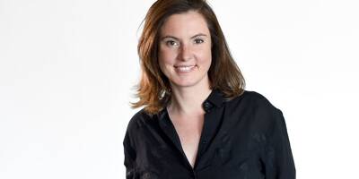 "Où est le pouvoir? Qui représente le peuple? Le souffle de chaque émission est donné par l'actualité": la Niçoise Astrid de Villaines prend les commandes de "L'esprit public" sur France Culture