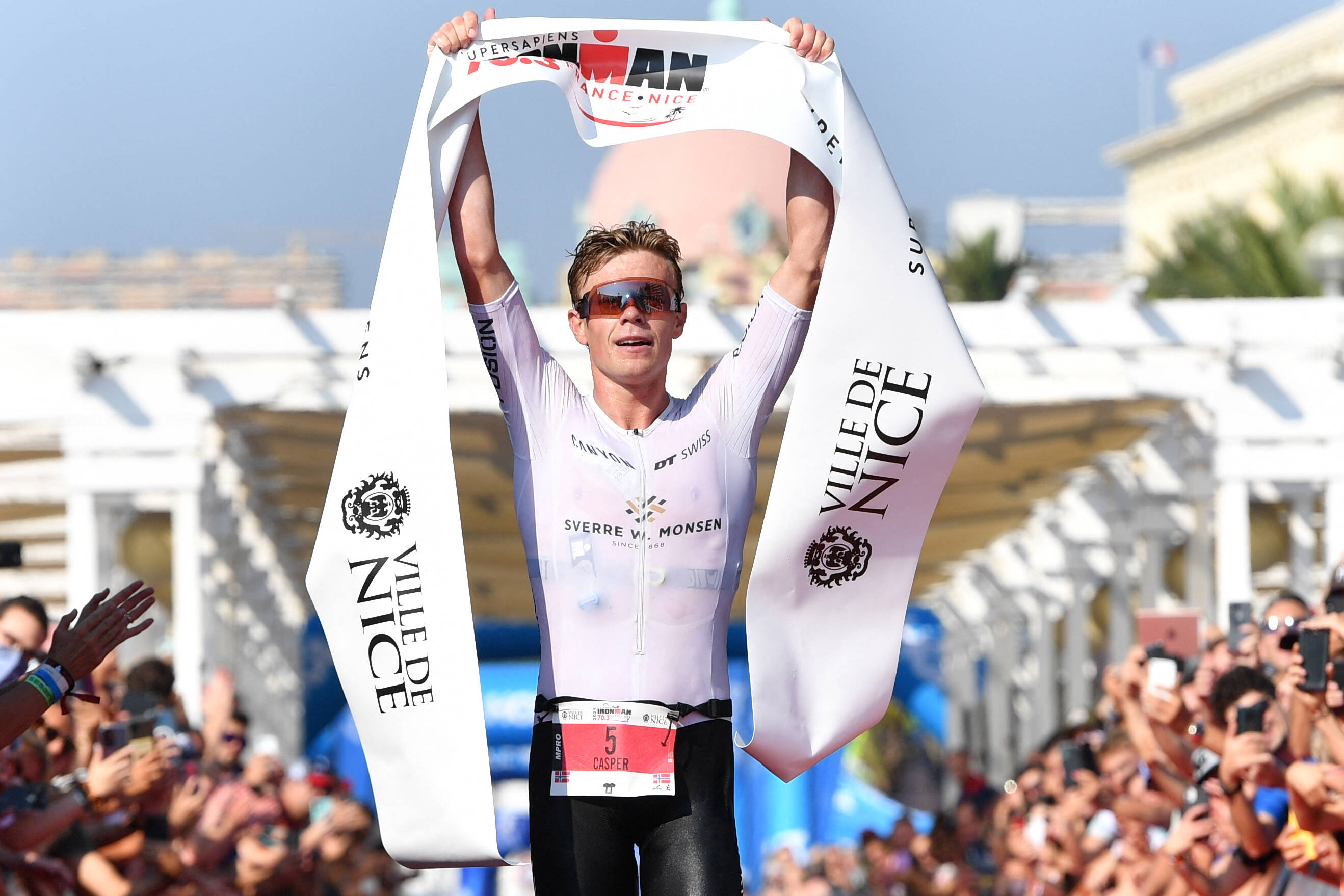 Casper Stornes vainqueur du championnat du monde Ironman à Nice et triplé norvégien
