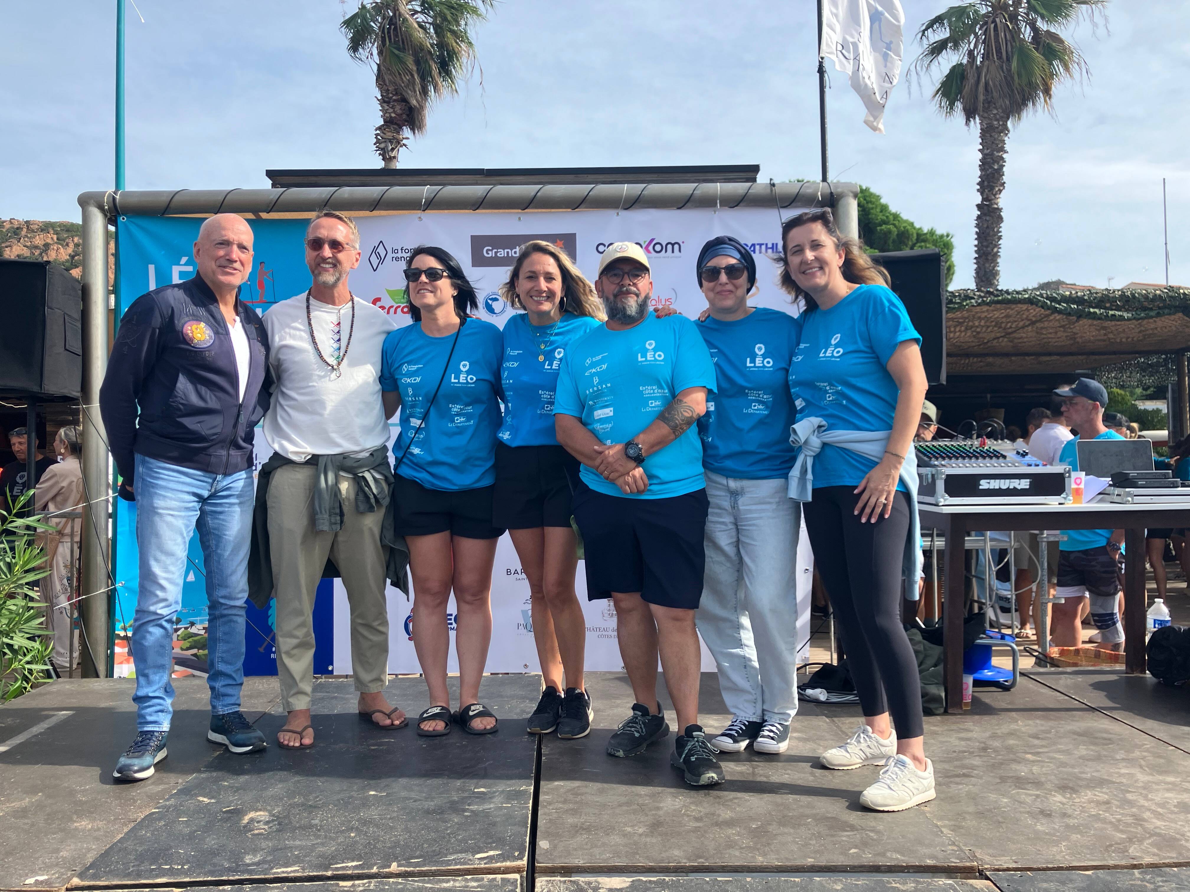 Solidarité, sport et émotion: plus de 350 participants à la 8e Leo Paddle Race à Agay