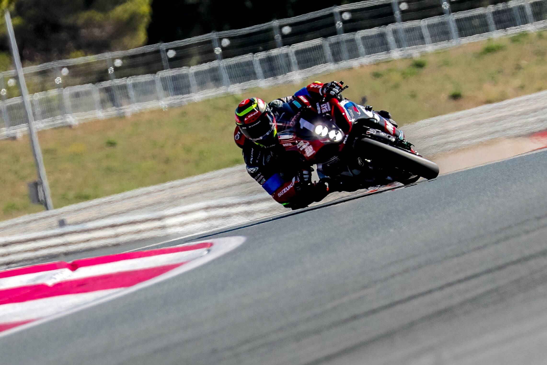 La Suzuki N°1 s'adjuge la pole position du 88e Bol d'Or sur le circuit Paul-Ricard