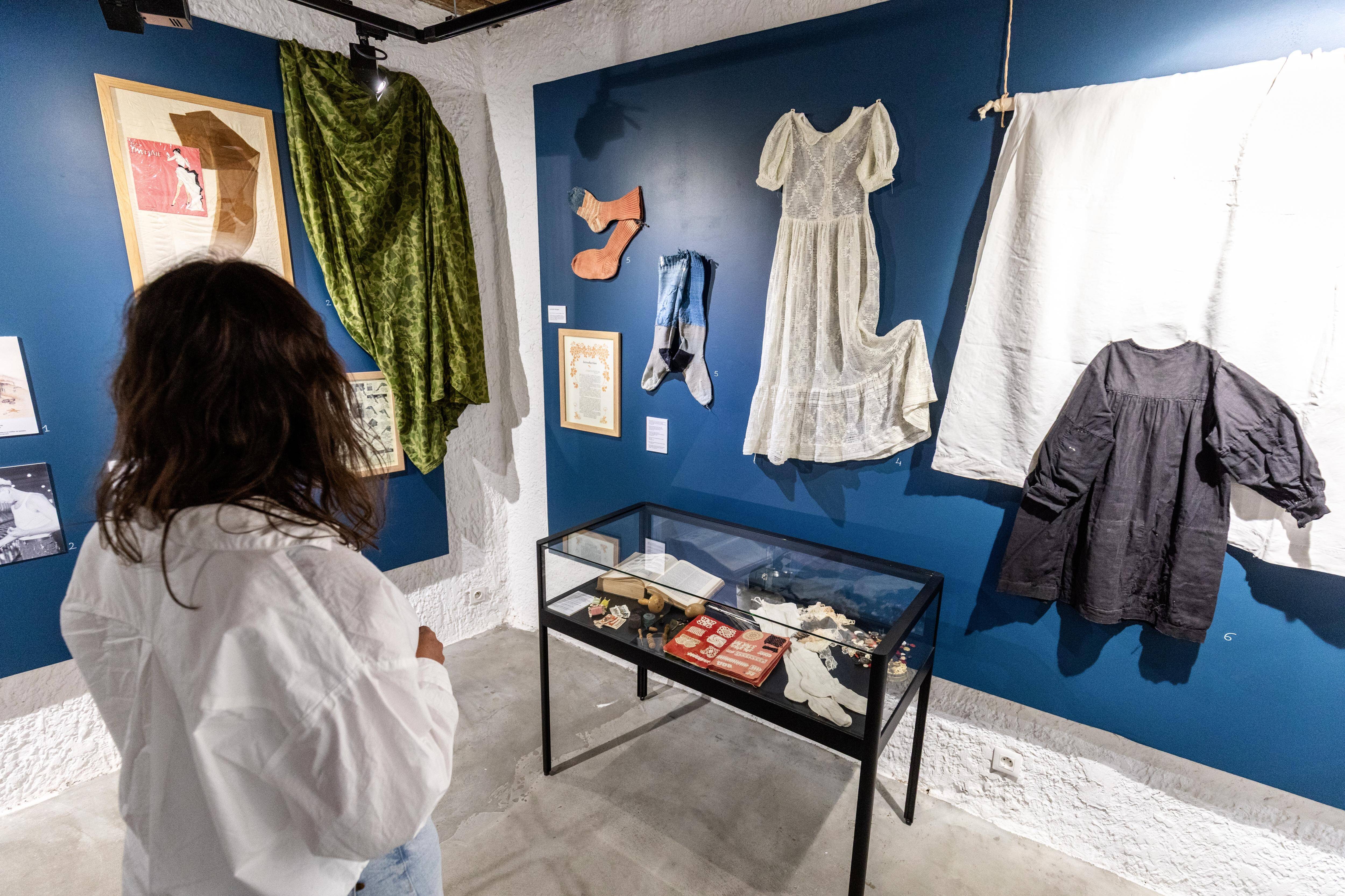 Le jean vient de Gênes et le denim, de Nîmes: une exposition sur l'histoire du textile à découvrir à Draguignan