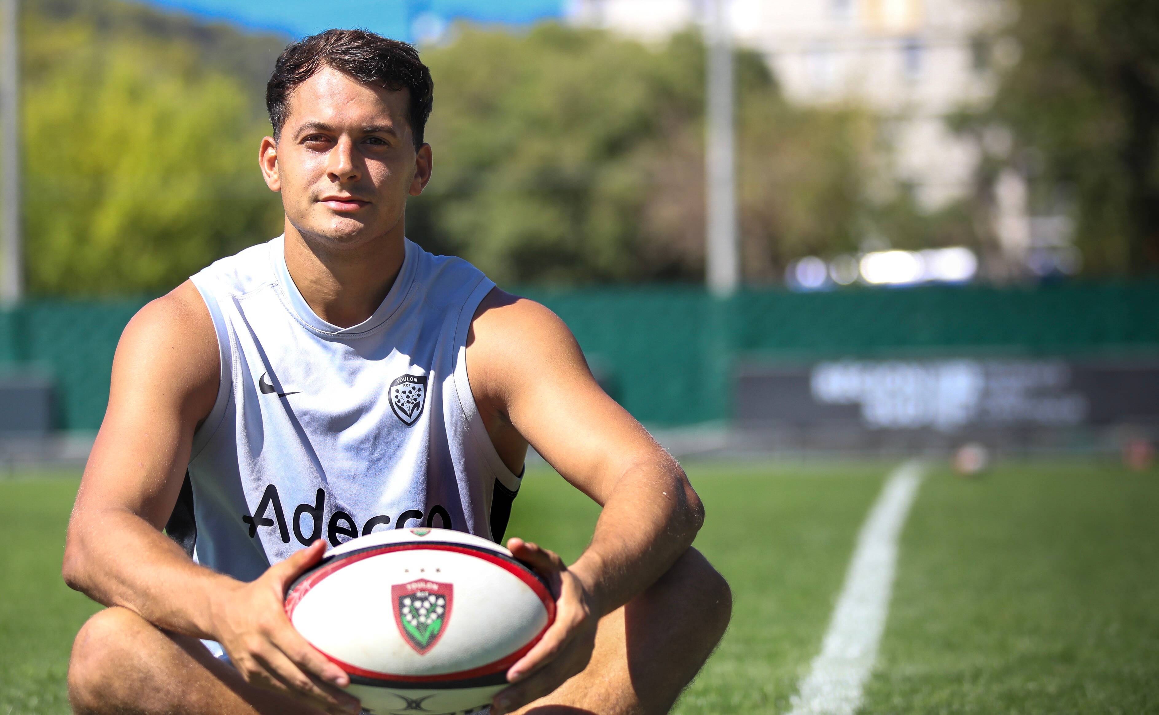 Le "nouveau départ" d'Antoine Frisch, titulaire avec le RCT face à La Rochelle