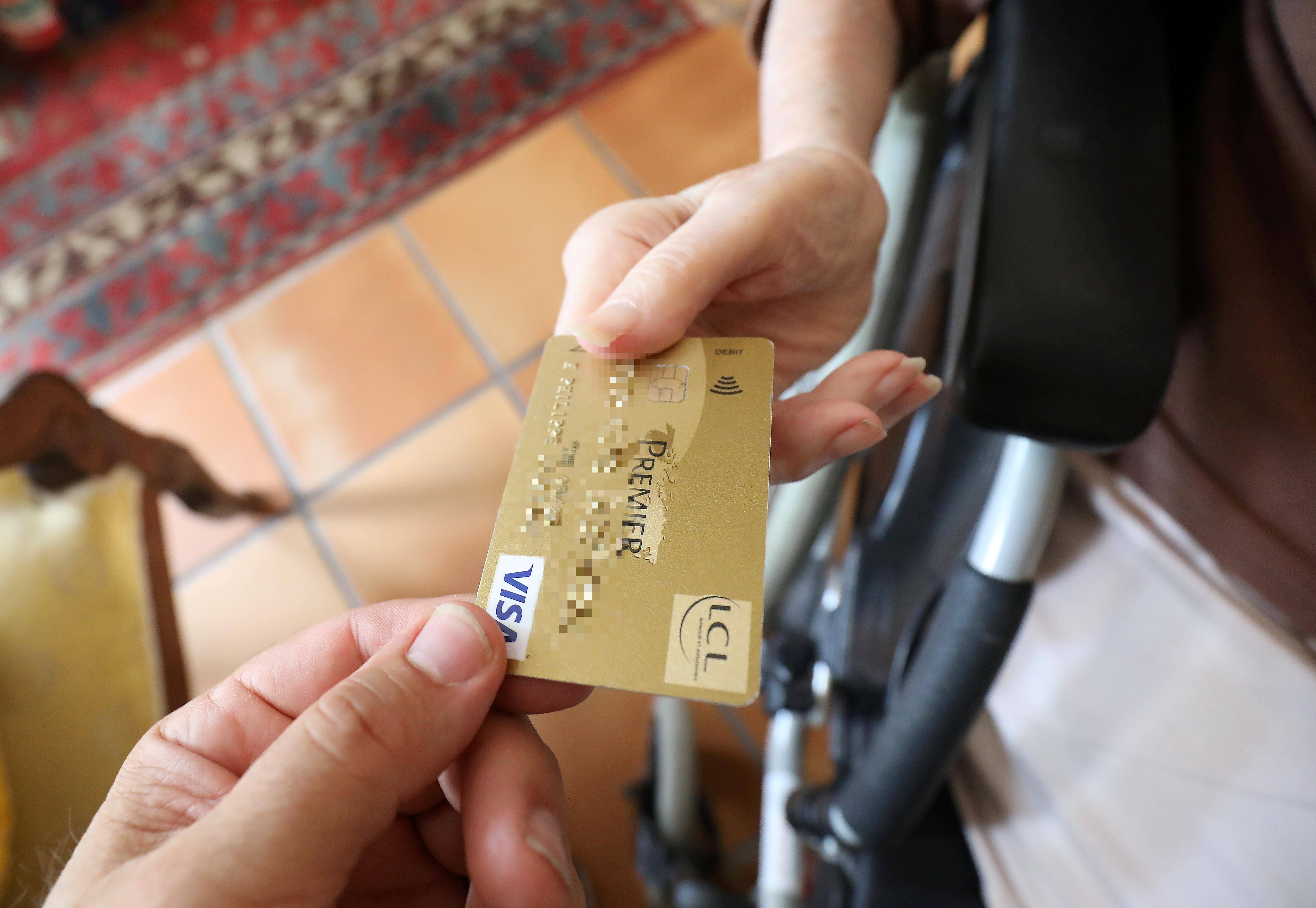 15.000 et 18.000 euros volés: comment ces Azuréens ont été la cible de faux coursiers