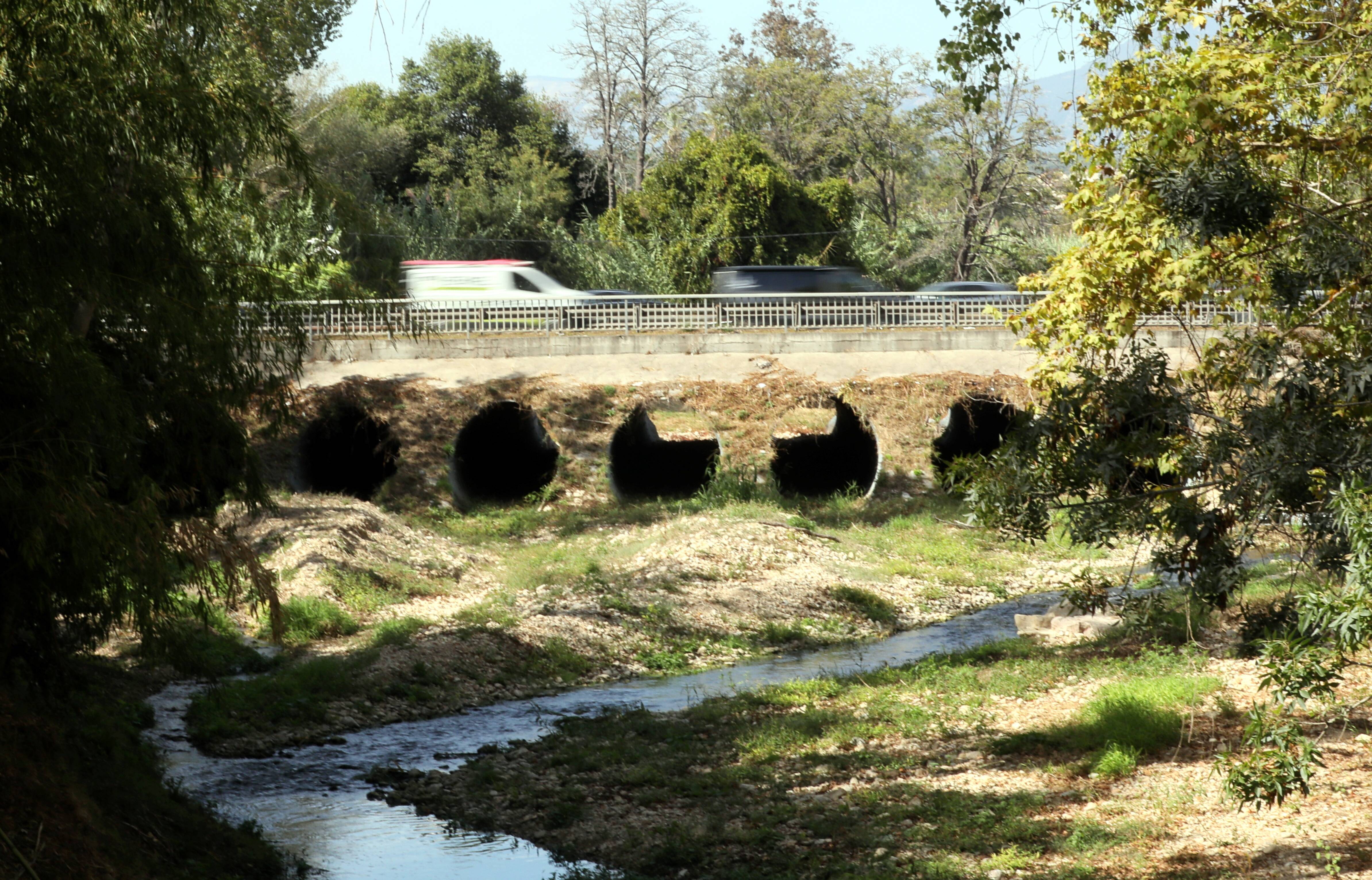 "C'est devenu vital pour Biot et pour tout le secteur": une étude pour remonter le tablier de l'A8 va être bientôt lancée