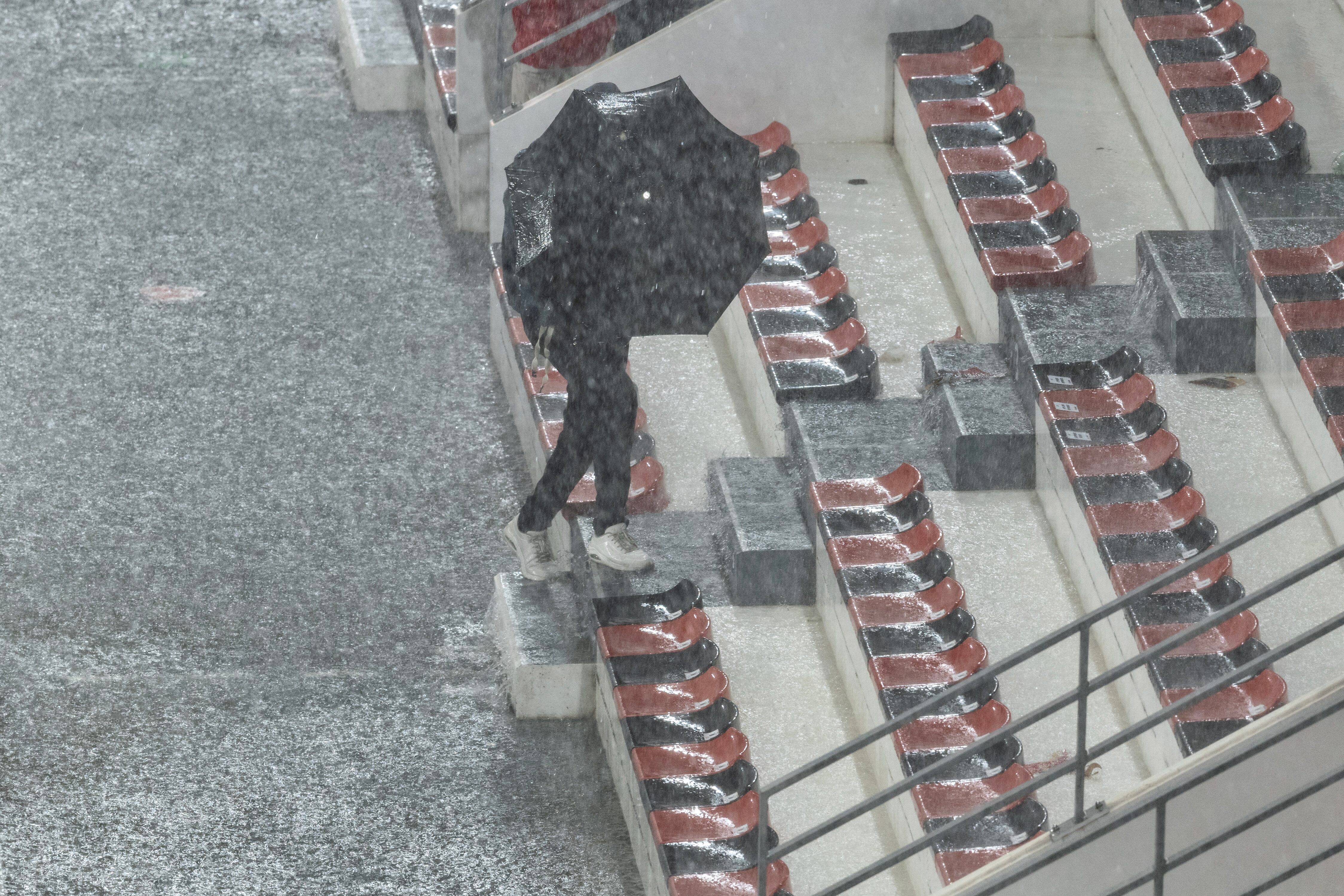 Après les intempéries dans le Var, pas de troisième mi-temps, mais la gueule de bois pour les supporters du RCT