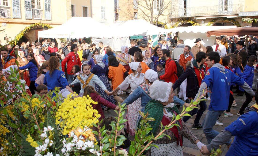 "Des restaurants avaient doublé leur stock, pour rien", la déception règne au lendemain de l'annulation de la Saint-Blaise