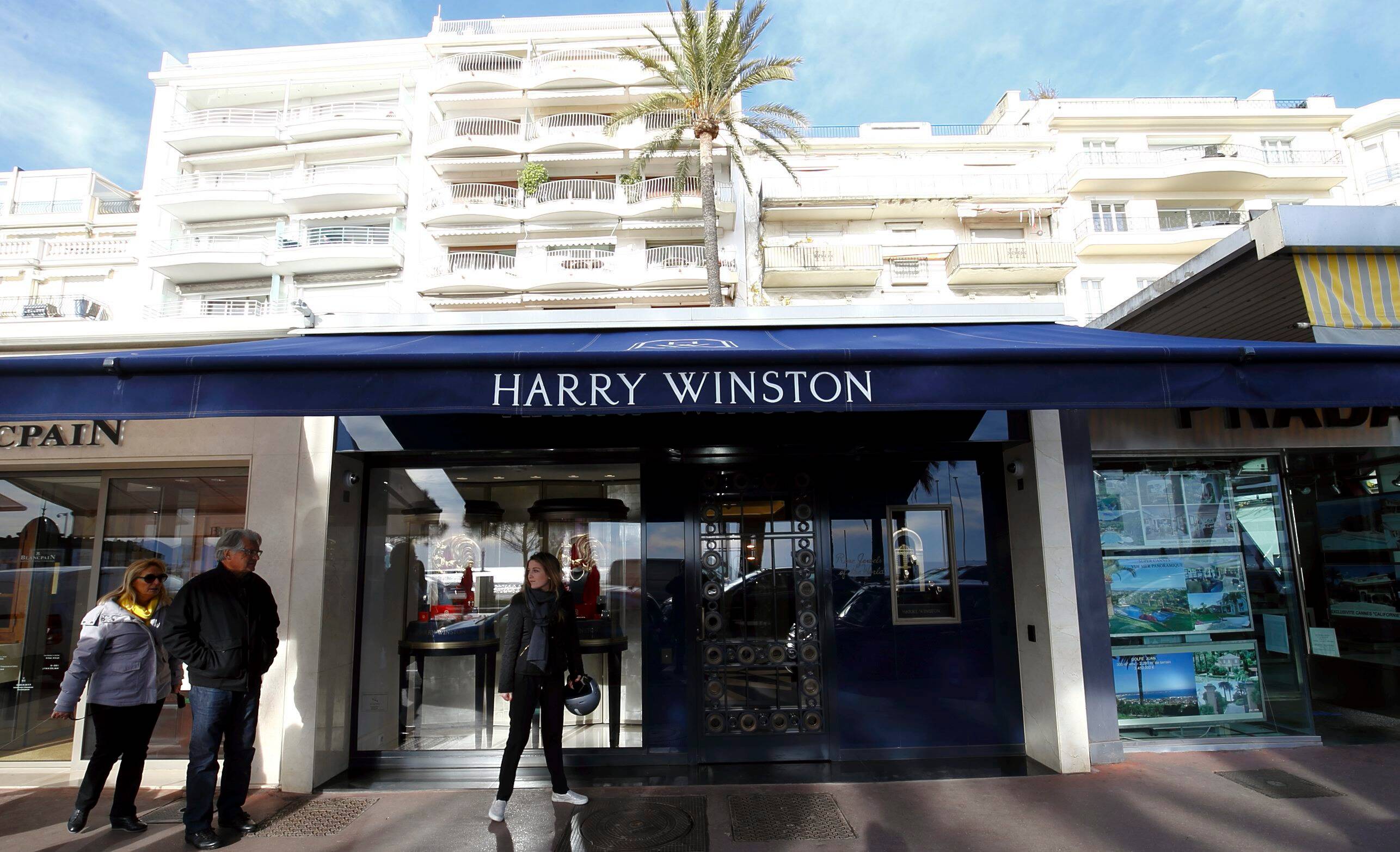 Braquage à 15M¬ dans une bijouterie de Cannes: deux cerveaux et un kamikaze devant la justice