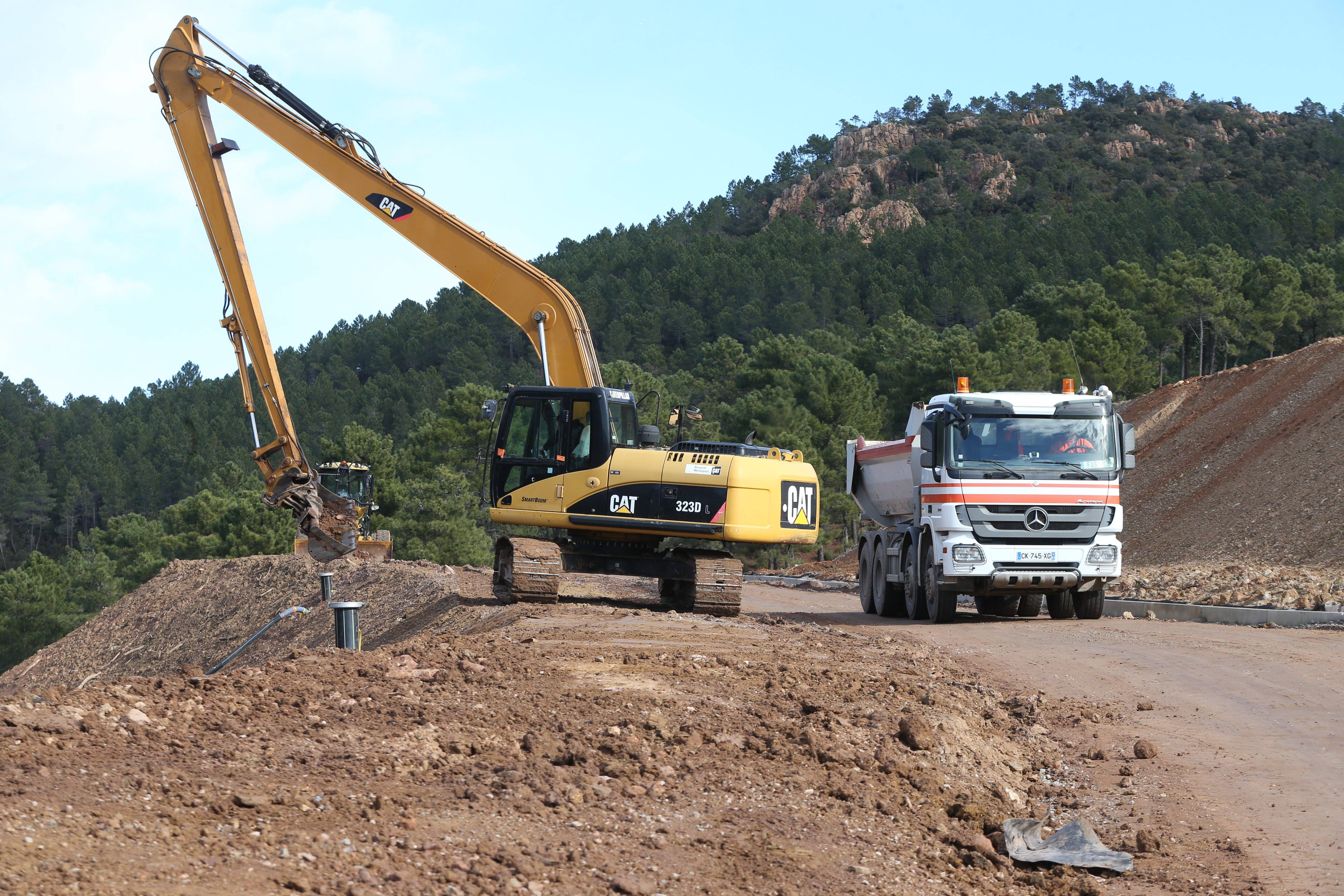 "On n'envoie pas nos poubelles chez le voisin"... Le futur stockage de déchets dans le Var fait débat... à Cannes