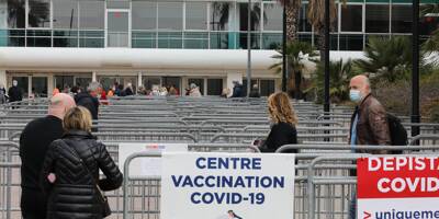 La lutte contre la Covid-19 s'accélère, 220.000 Français vaccinés ce samedi selon Olivier Véran