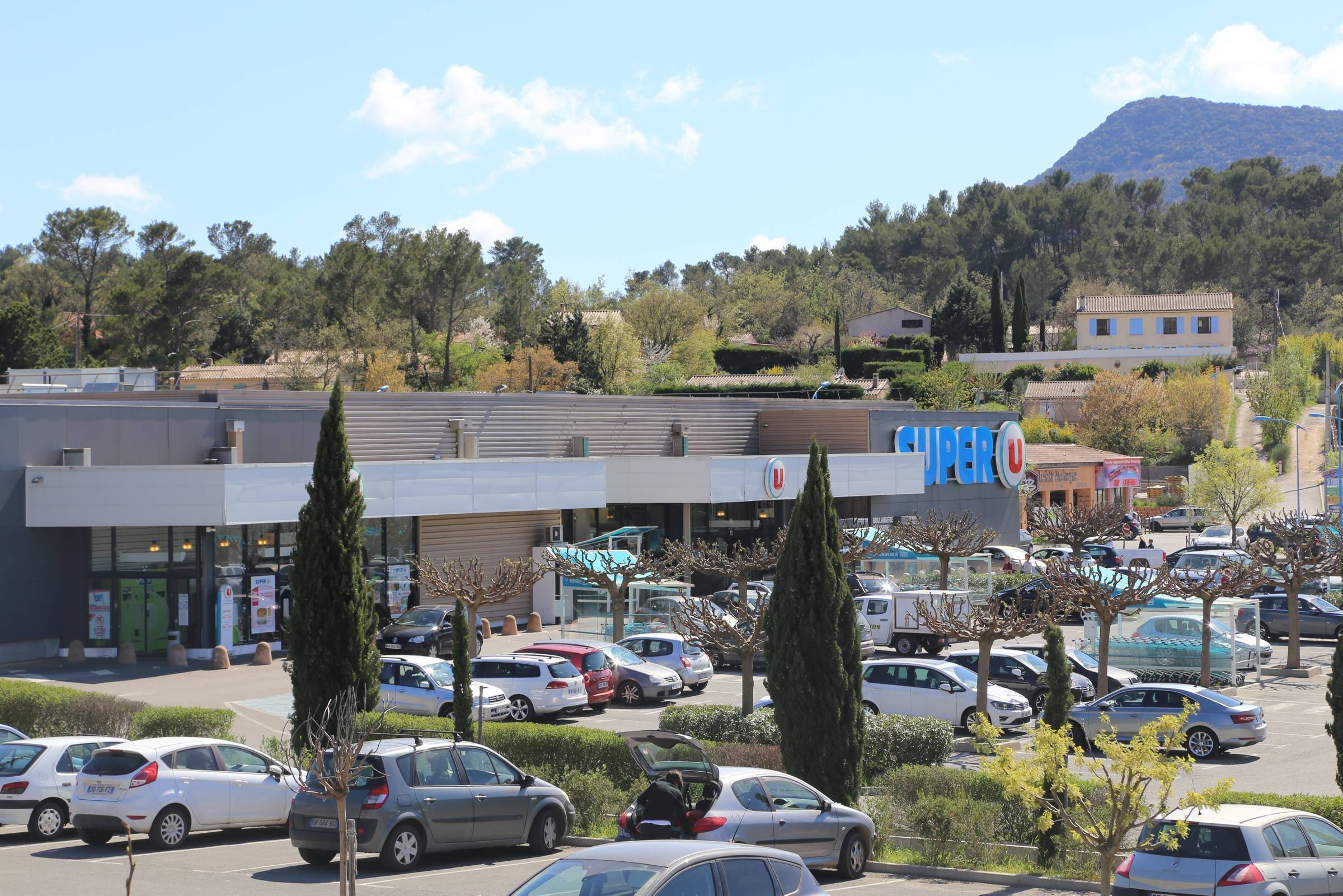 A 17 ans, il avait accidentellement tué par balle son ami à Rocbaron: prison ferme requise contre le père