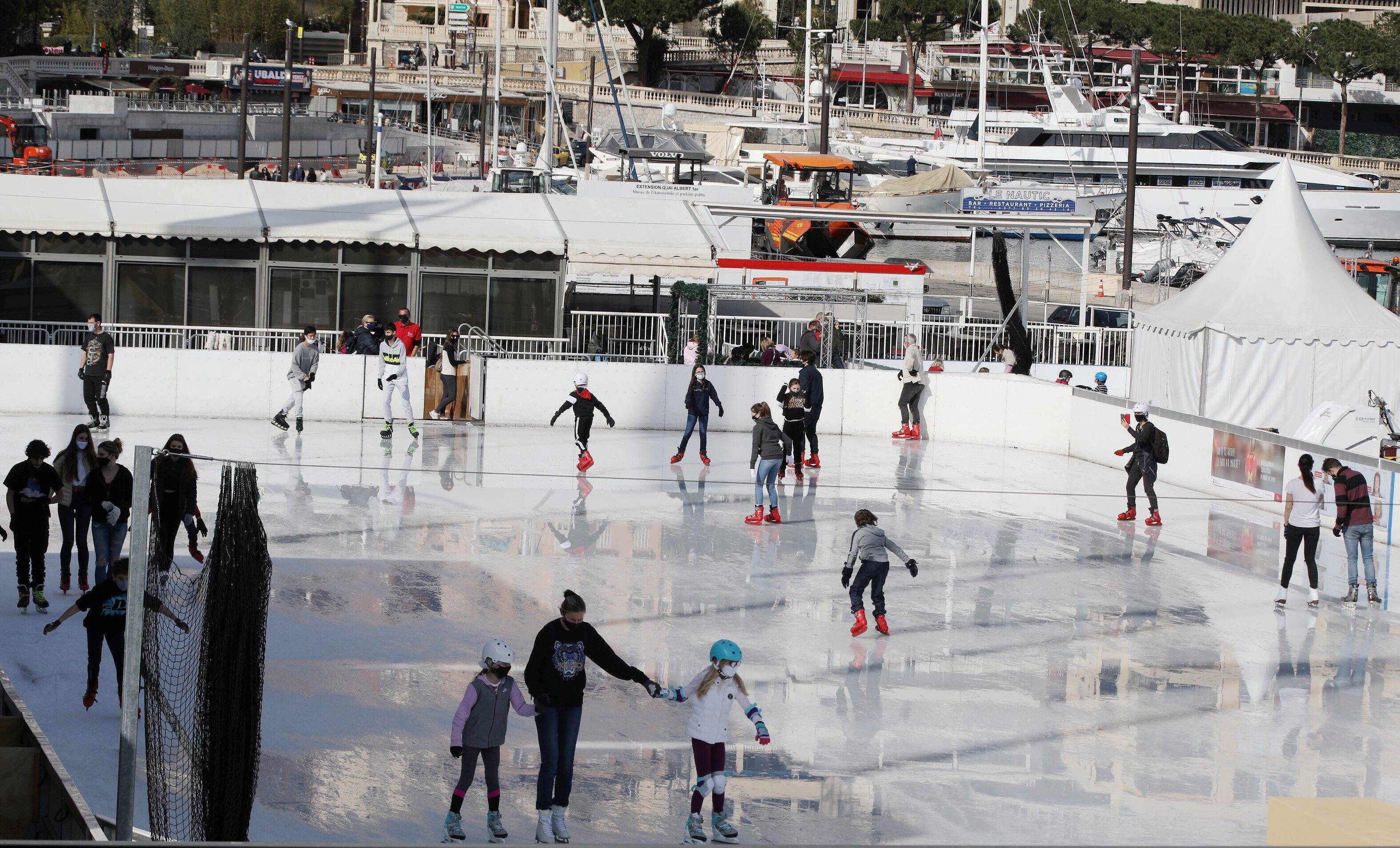 La patinoire de Monaco vient de fermer, a-t-elle connu le même succès que les années précédentes?