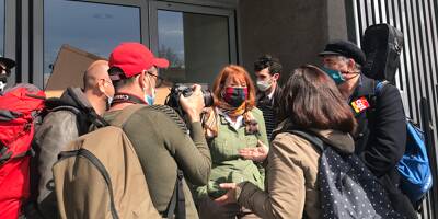Des manifestants tentent d'investir le théâtre de Nice, la directrice s'y oppose