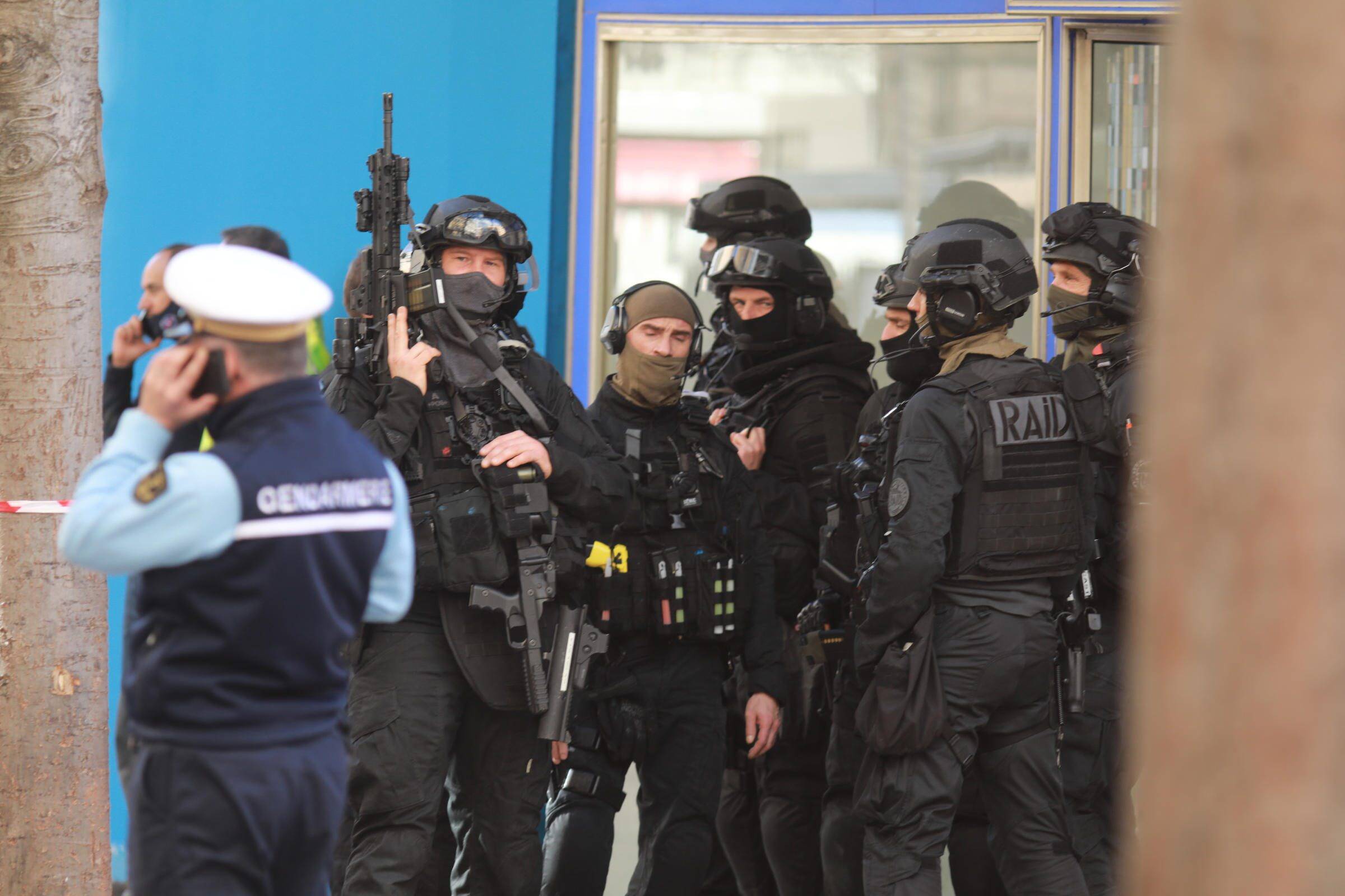 Décapitation à Toulon : pour l'avocate de l'ancien militaire, il y a eu "une violente bagarre avec lutte"