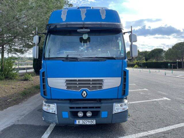 Il "truandait" aux péages depuis des mois: 8.140 euros à payer, pour un routier bulgare arrêté dans le Var