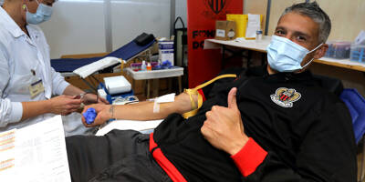 L'OGC Nice participe à une nouvelle collecte de sang sur la place Masséna