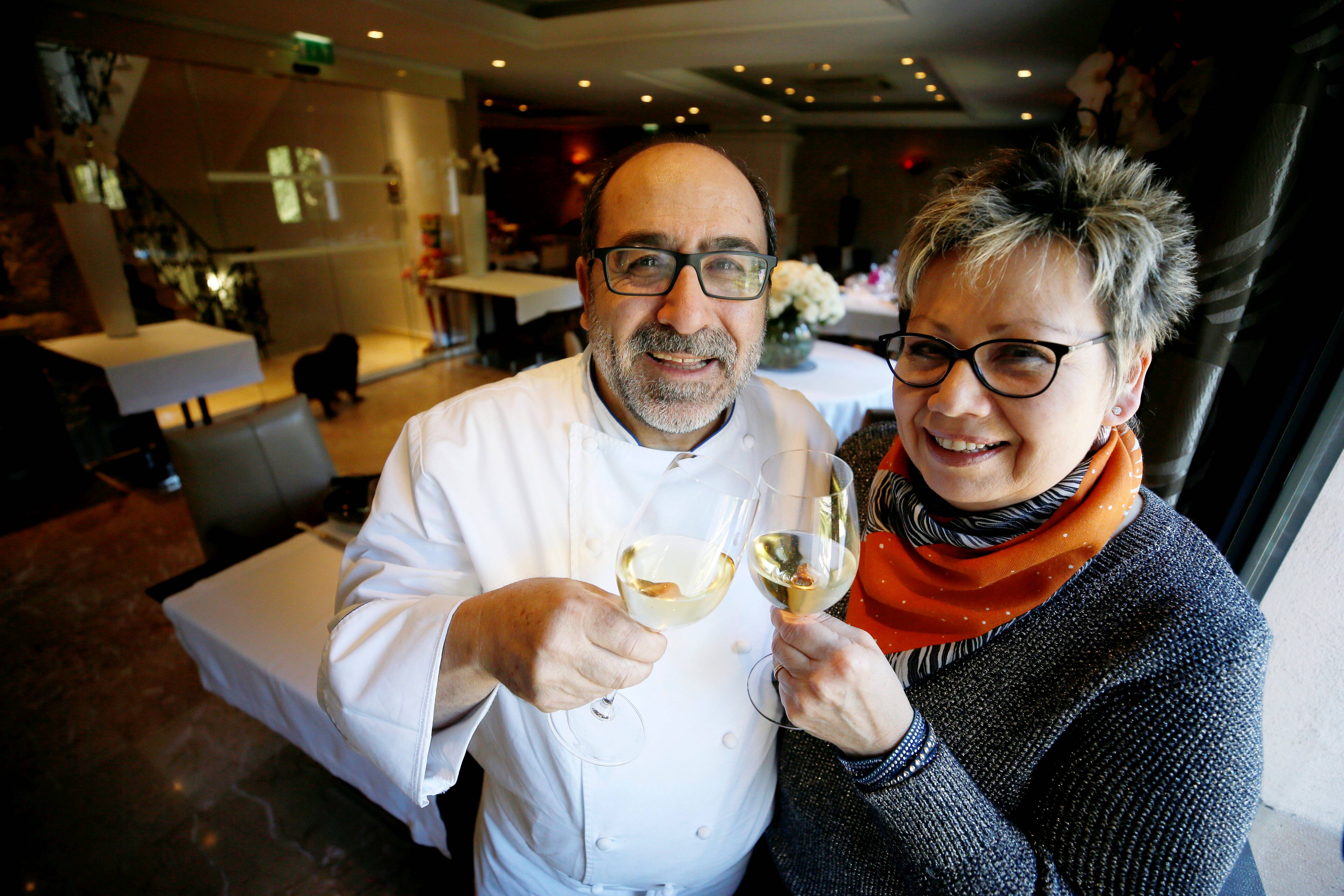De l'enfance dans la cuisine familiale au Guide Michelin, on vous raconte le parcours de Philippe Da Silva, chef surdoué emporté par la Covid-19