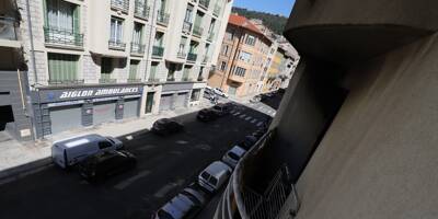 Un jeune homme vient au secours d'une victime de l'incendie d'un appartement à Nice