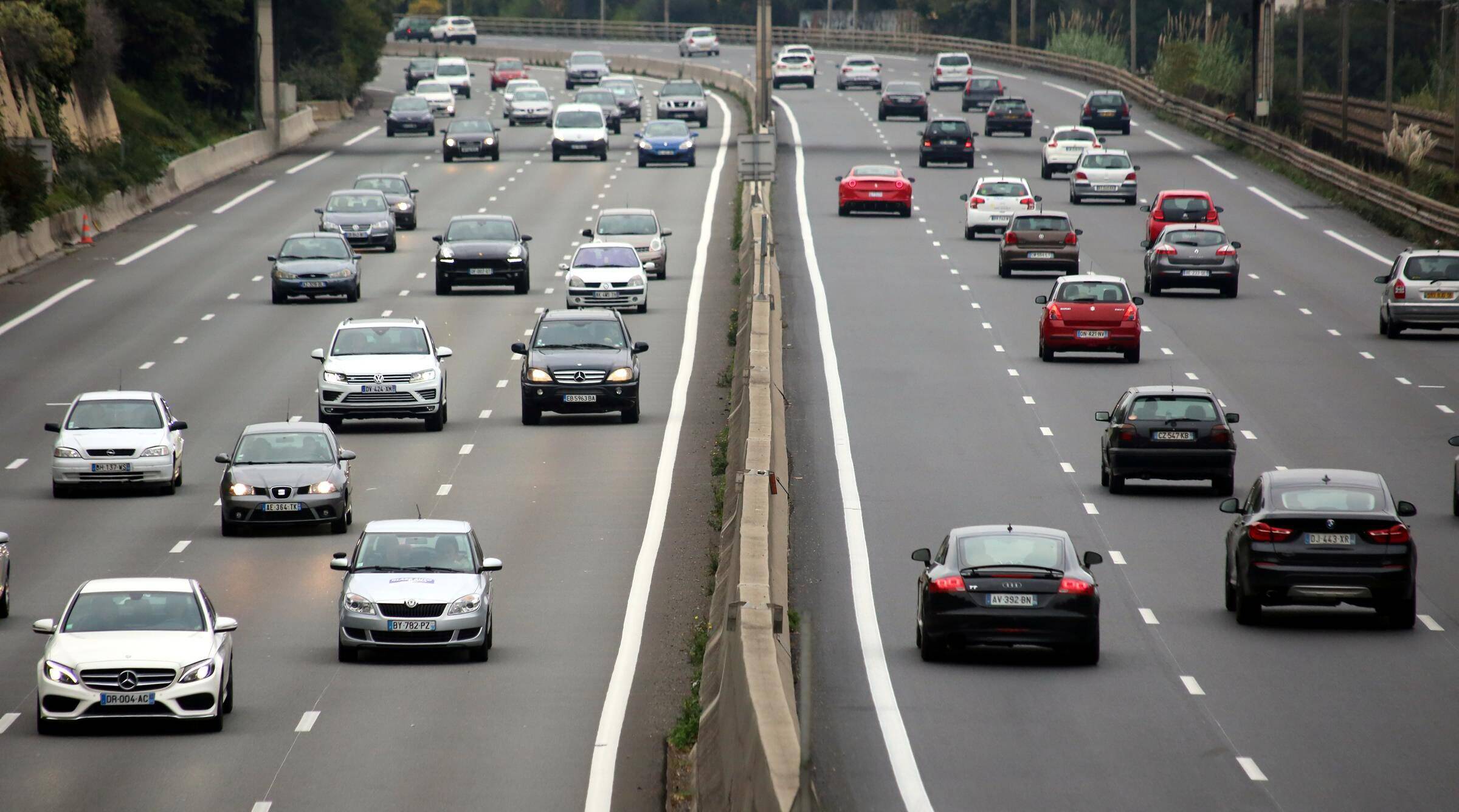 Trafic aérien doublé, du monde dans les trains et sur l'autoroute... forte affluence en prévision pour le week-end de l'Ascension sur la Côte d'Azur