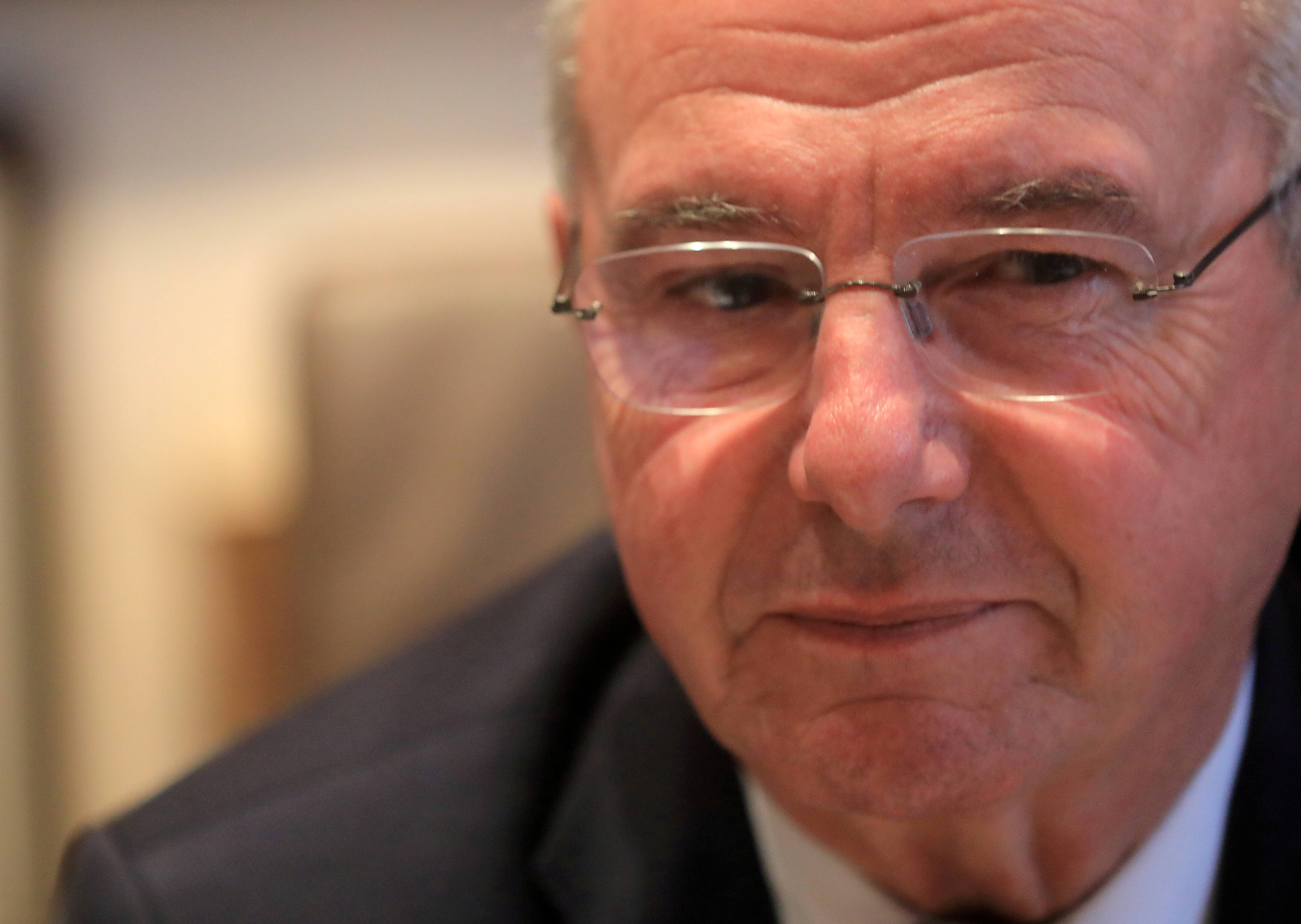 "Il faut tirer les leçons de ce que l'on a vécu": Leonetti en arbitre des LR pour les Présidentielles