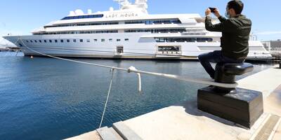 Amarré à Monaco, le super yacht Lady Moura a été acheté par un milliardaire mexicain