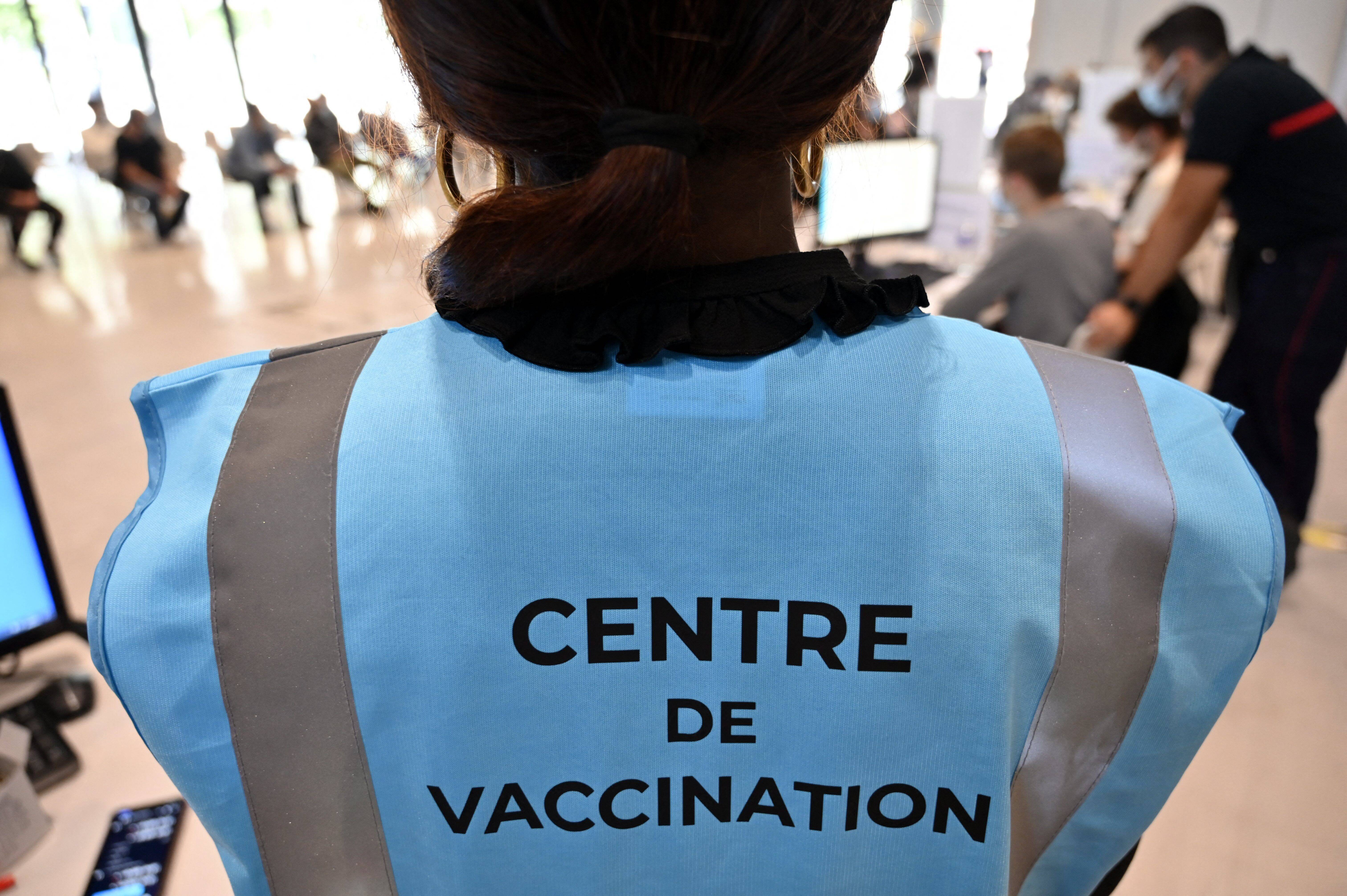 Cluster dans les Alpes-Maritimes: 16 cas positifs au variant Delta détectés dans une école de danse