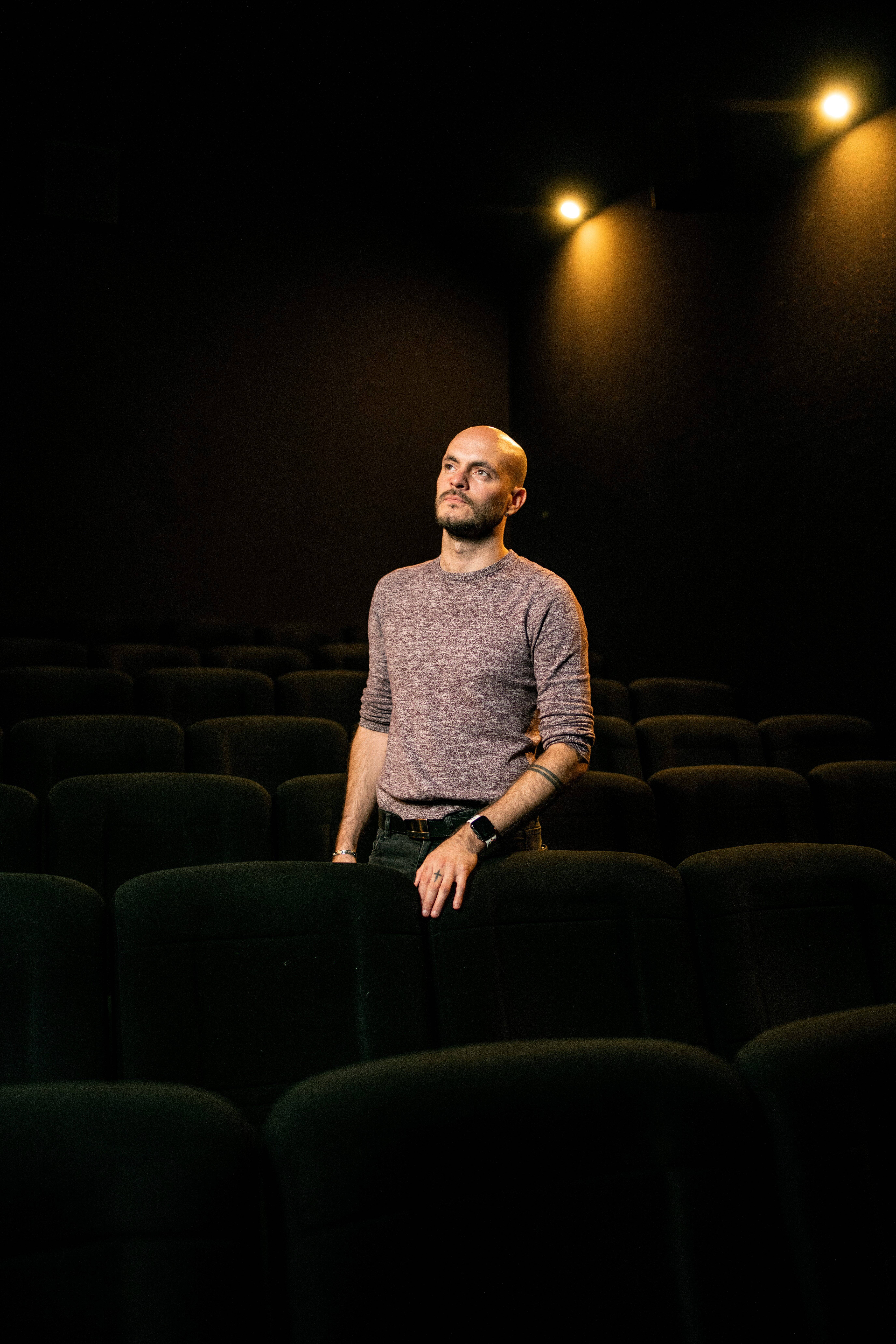 Scanner les QR codes des spectateurs, une difficulté de plus pour ce directeur d'un cinéma du Var