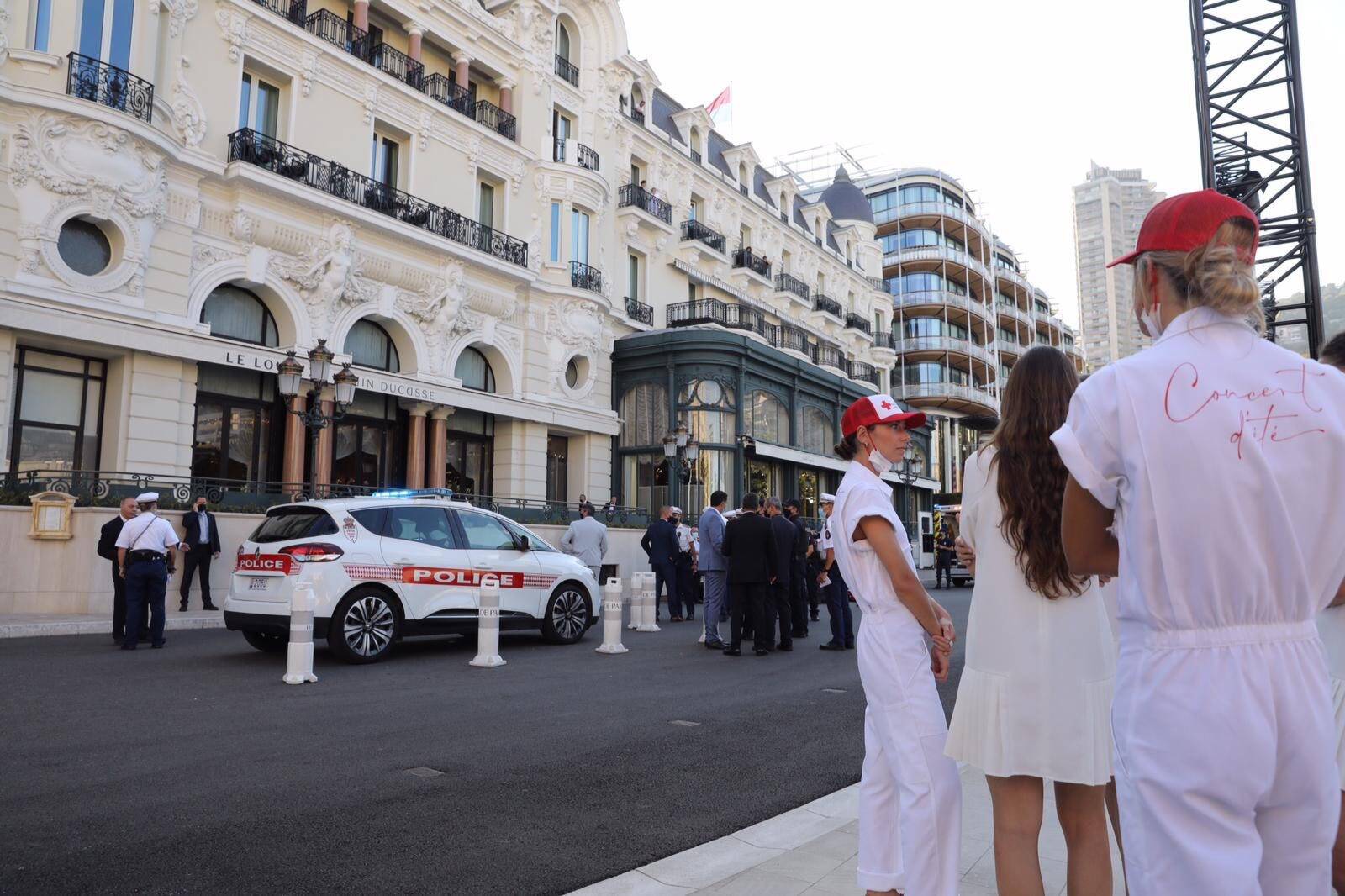 Un enfant de 4 ans au volant d'une voiture renverse un piéton place du Casino à Monaco