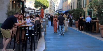 Noire de monde jour et nuit, voici les quatre raisons du succès fou de la rue Bonaparte à Nice