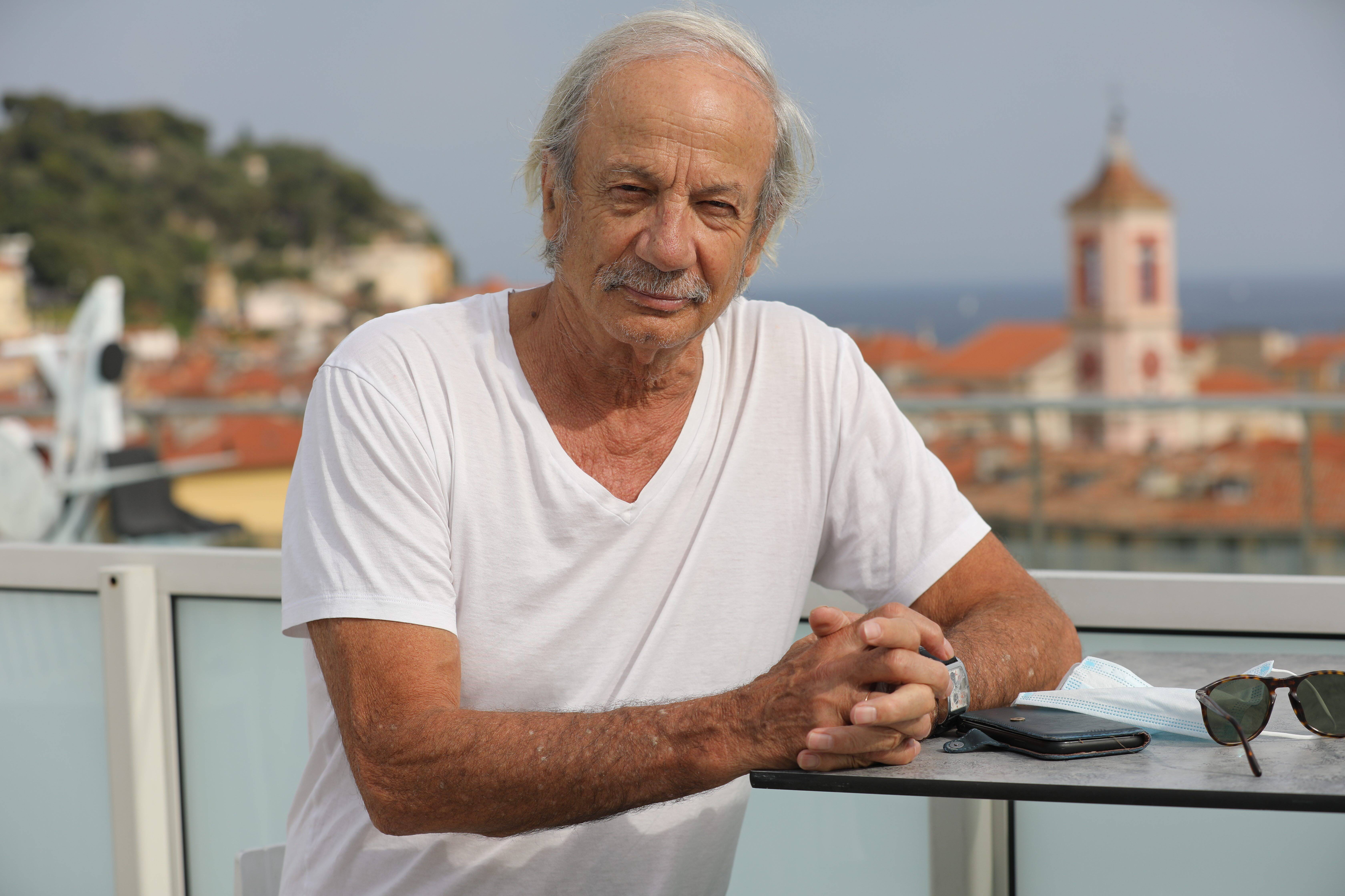 "J'aime les grands écarts": de passage à Nice, Patrick Chesnais se confie