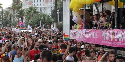Pink parade retardée à Nice, quelques tensions avec des manifestants anti pass sanitaire