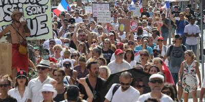 Nouvelle mobilisation contre le pass sanitaire, une foule hétéroclite dans les rues de Nice