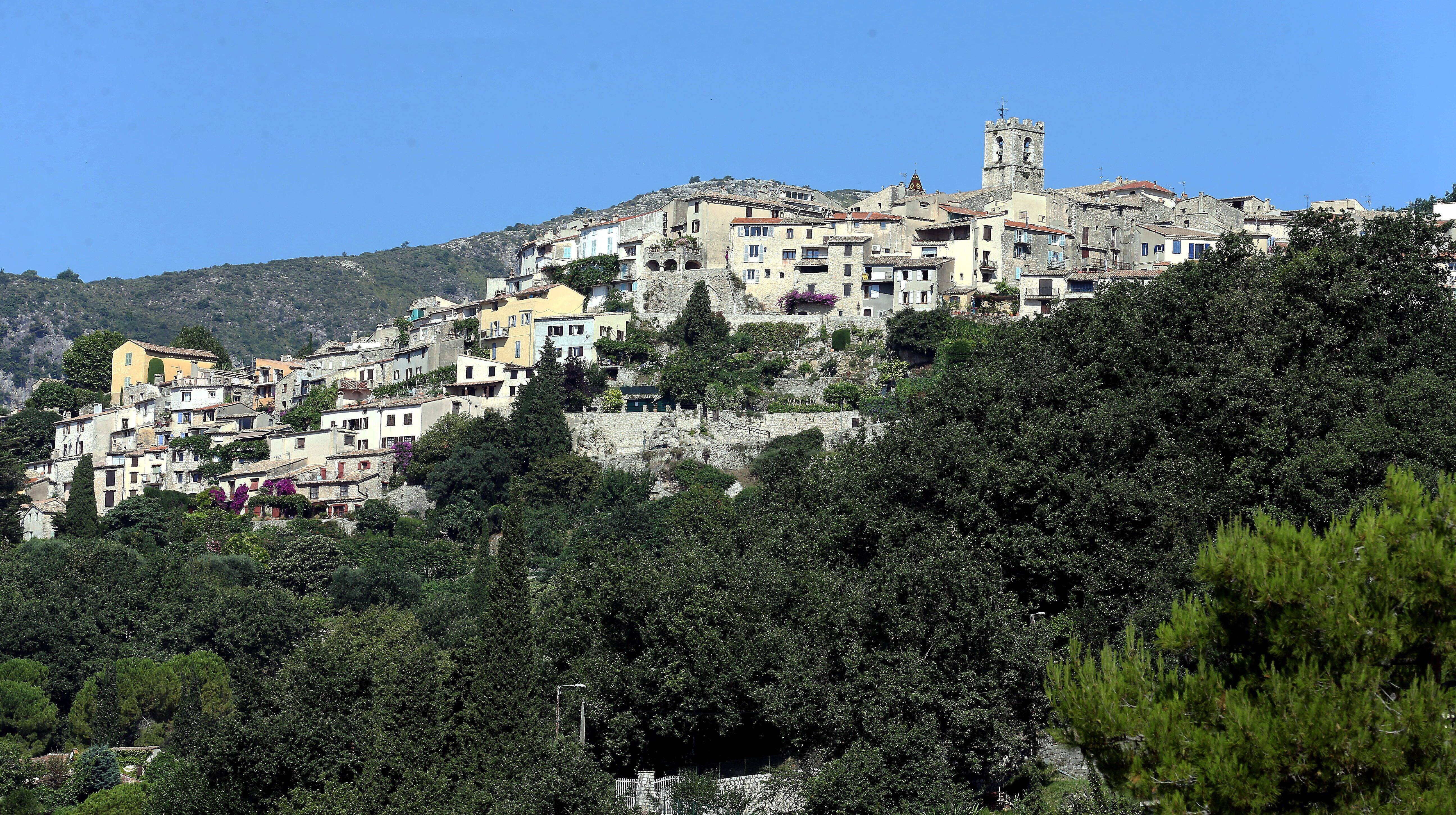 Tu Sais Que Tu Viens De Vence Des détonations entendues presque toutes les nuits inquiètent les habitants  de Saint-Jeannet - Nice-Matin