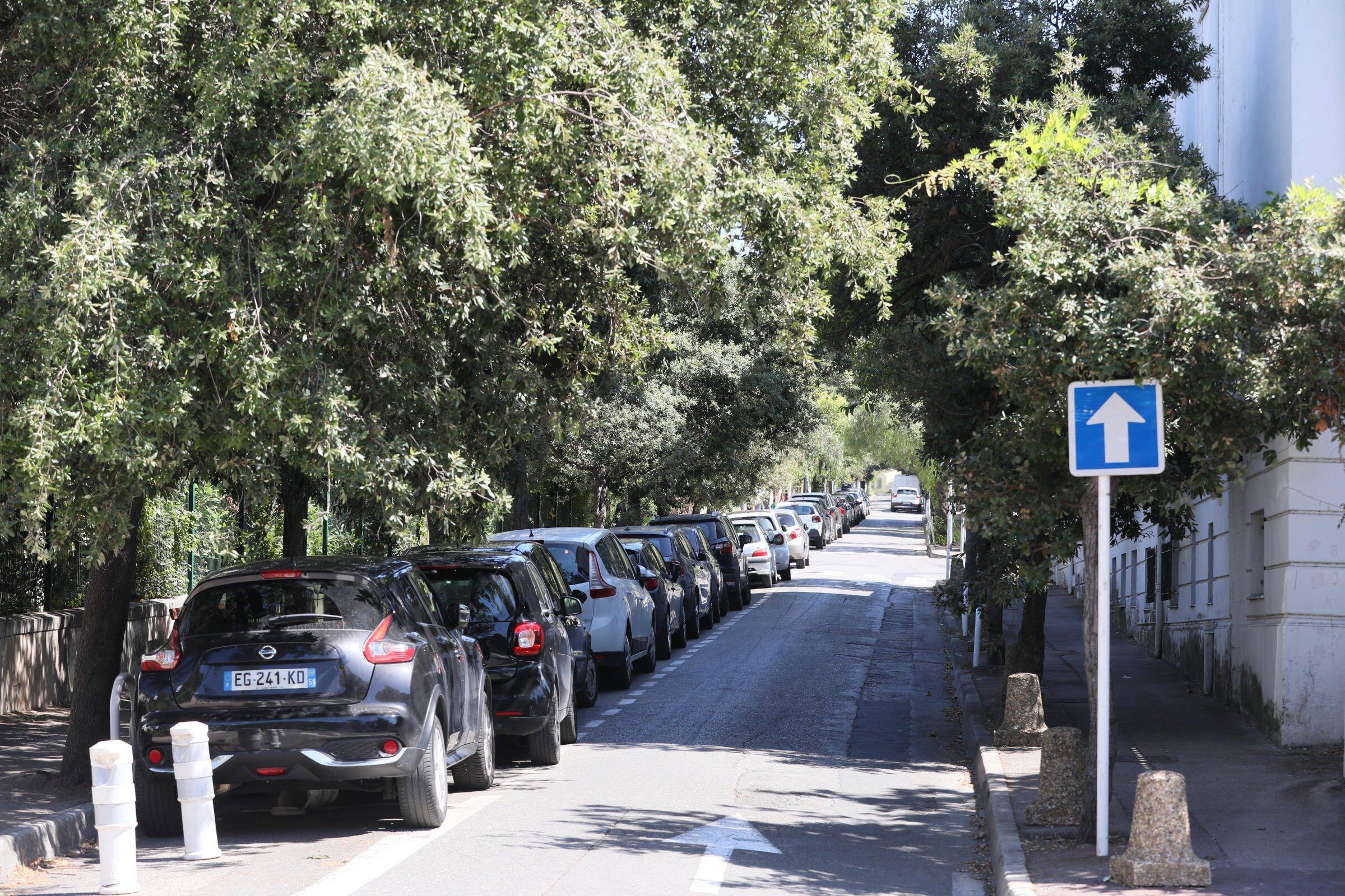 Trouver une place pour se garer à Antibes: c'est facile? On a des réponses