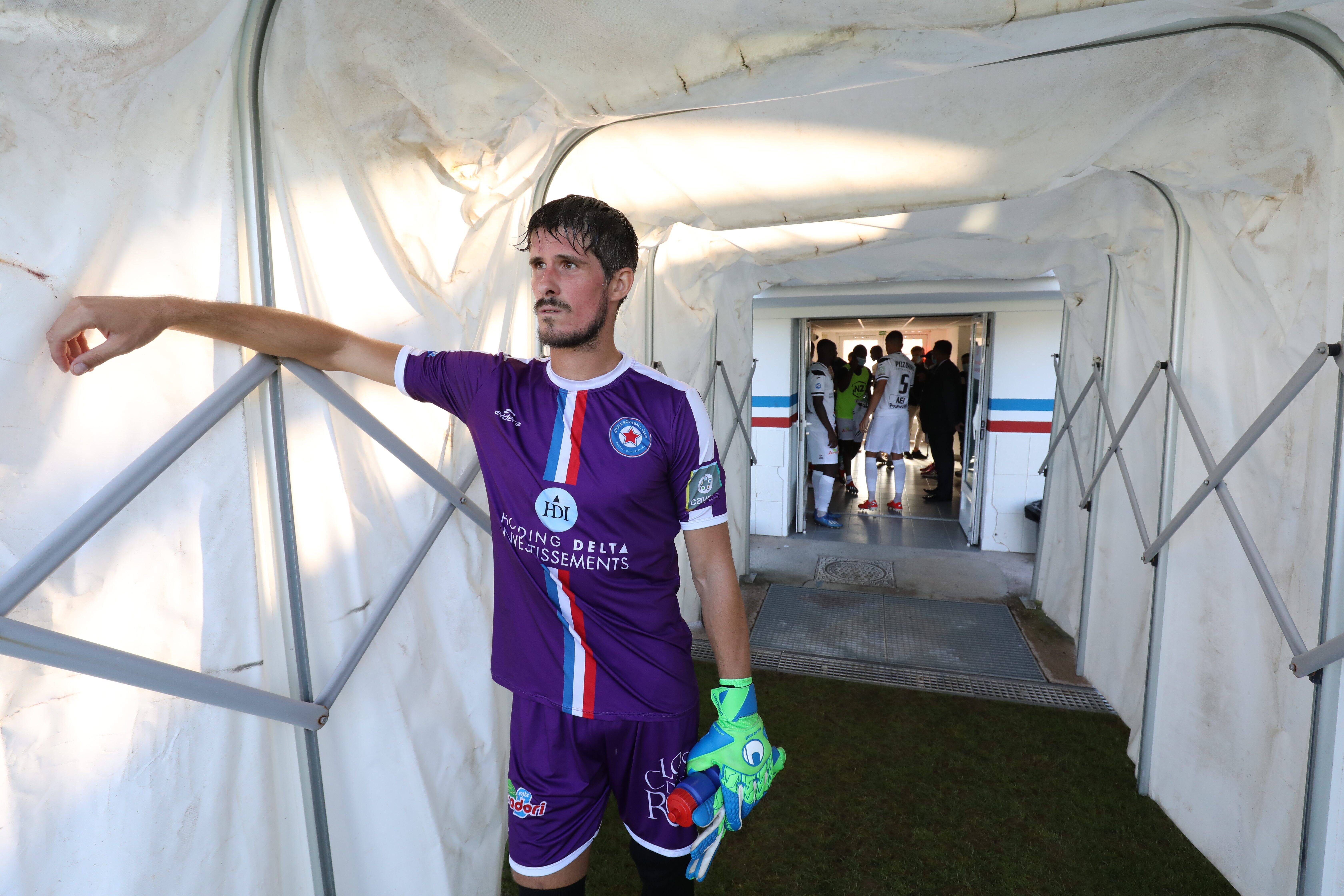 Meilleur rempart de National 2 en 2020, le gardien de l'étoile FC veut "lâcher toute la frustration accumulée depuis dix mois"