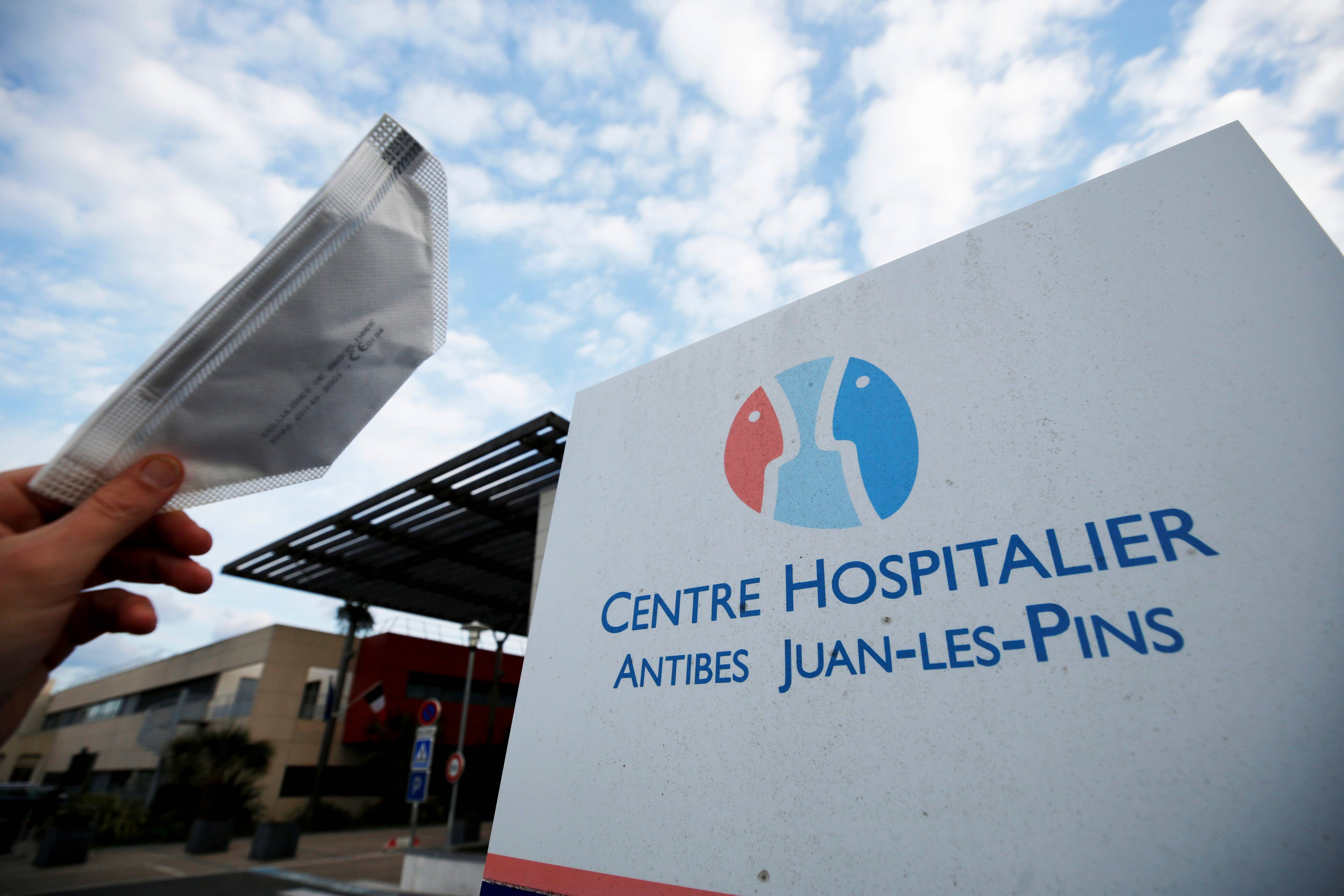 Il perd son sang-froid aux urgences d'Antibes et termine en garde à vue