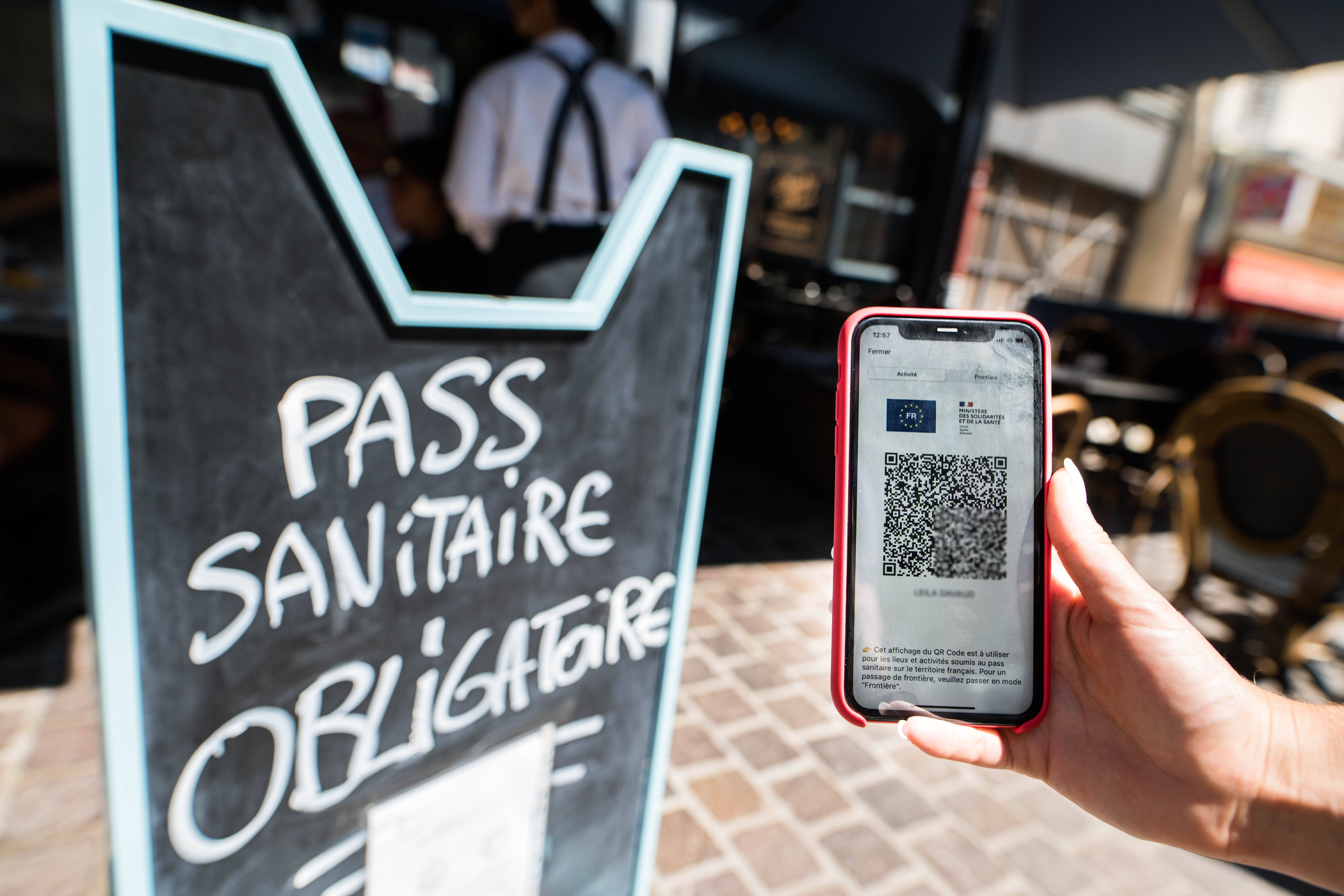 Pour la première fois, un bar contraint de fermer 7 jours à Toulon pour non respect du pass sanitaire