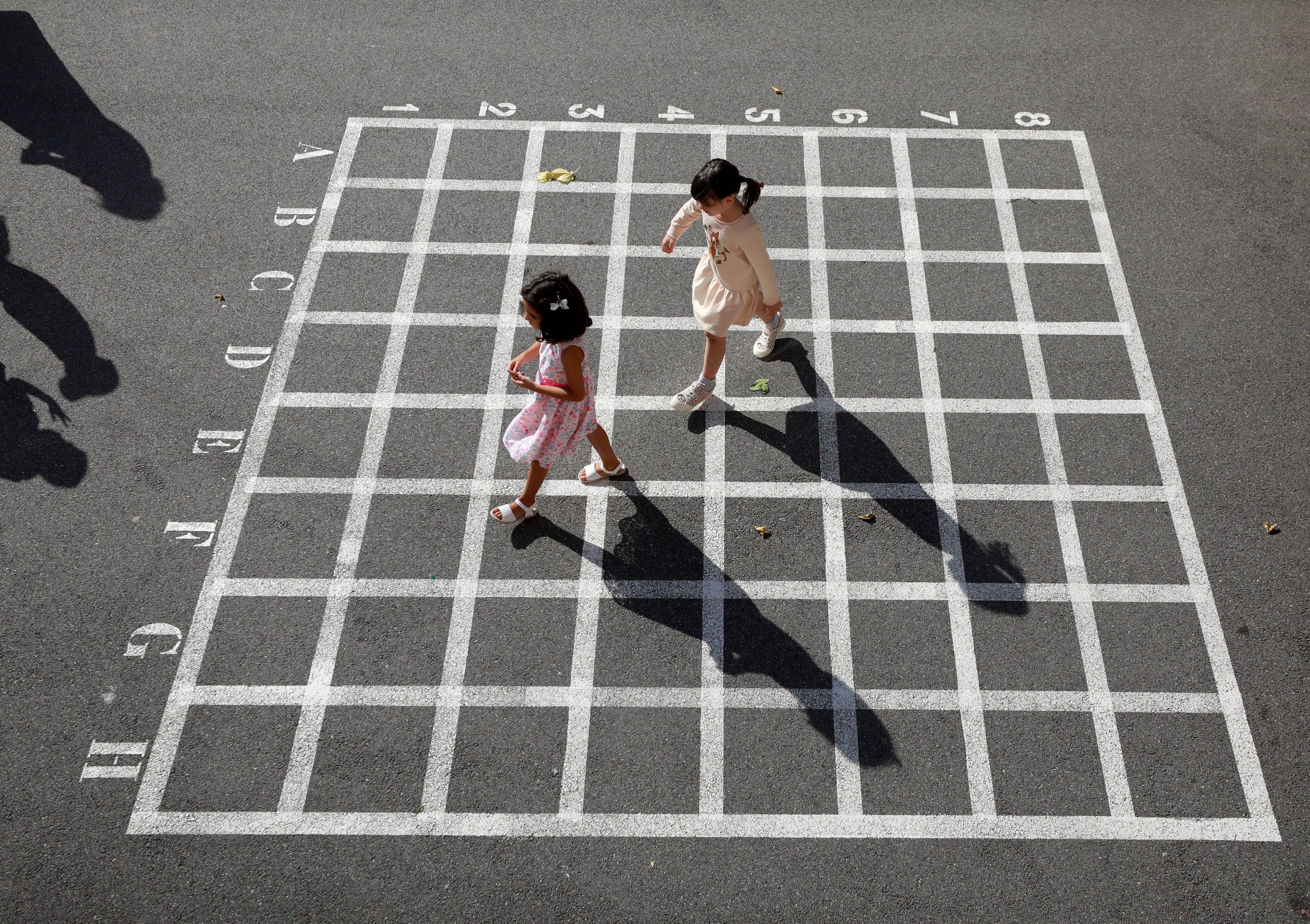 Cas de Covid: une classe ferme à Antibes au lendemain de la rentrée