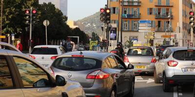 Contents ou complètement contre... Vos réactions à l'annonce de la réduction drastique des feux rouges en centre-ville de Nice