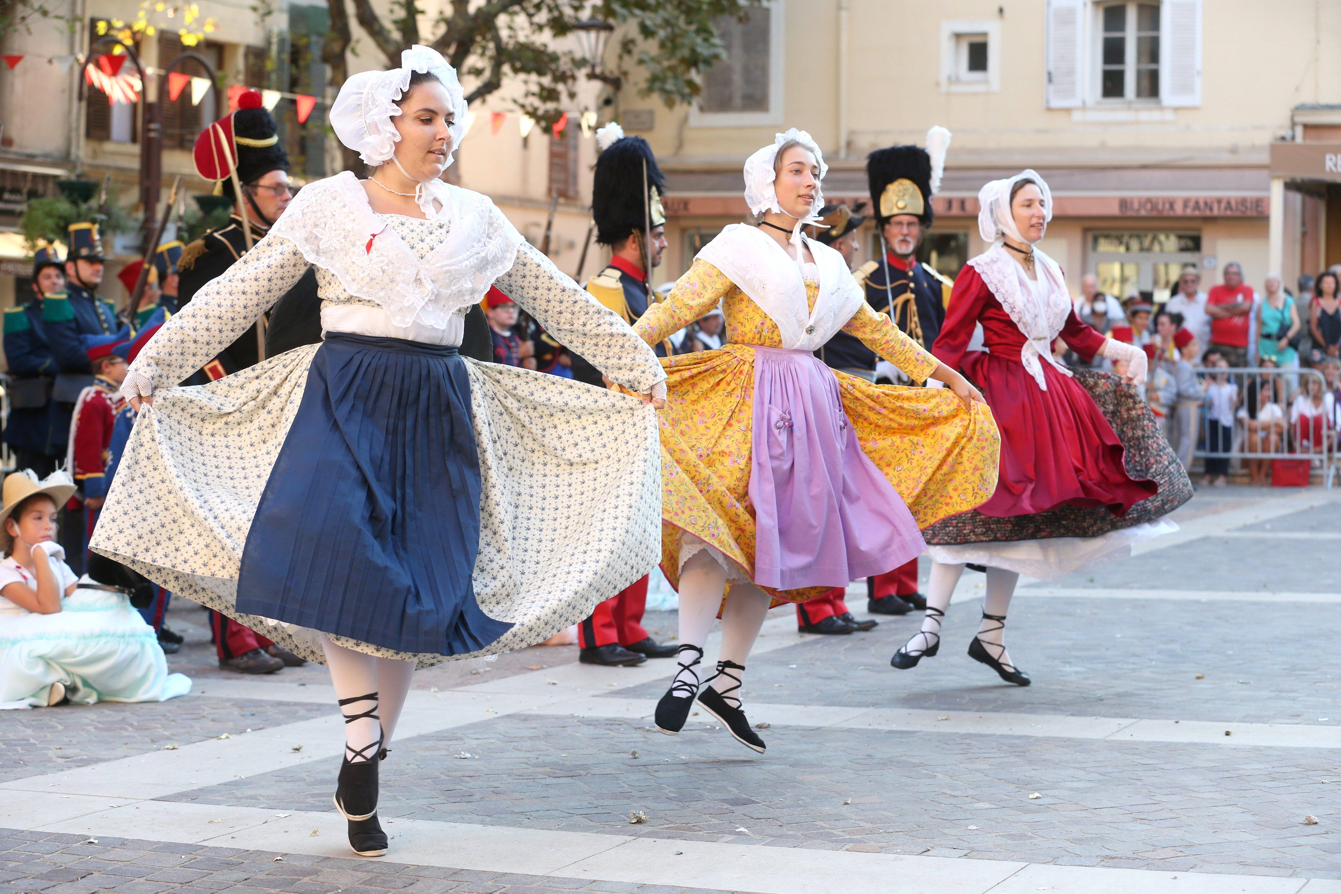 L'été avec la Miougrano à Fréjus... Eh bien dansez maintenant