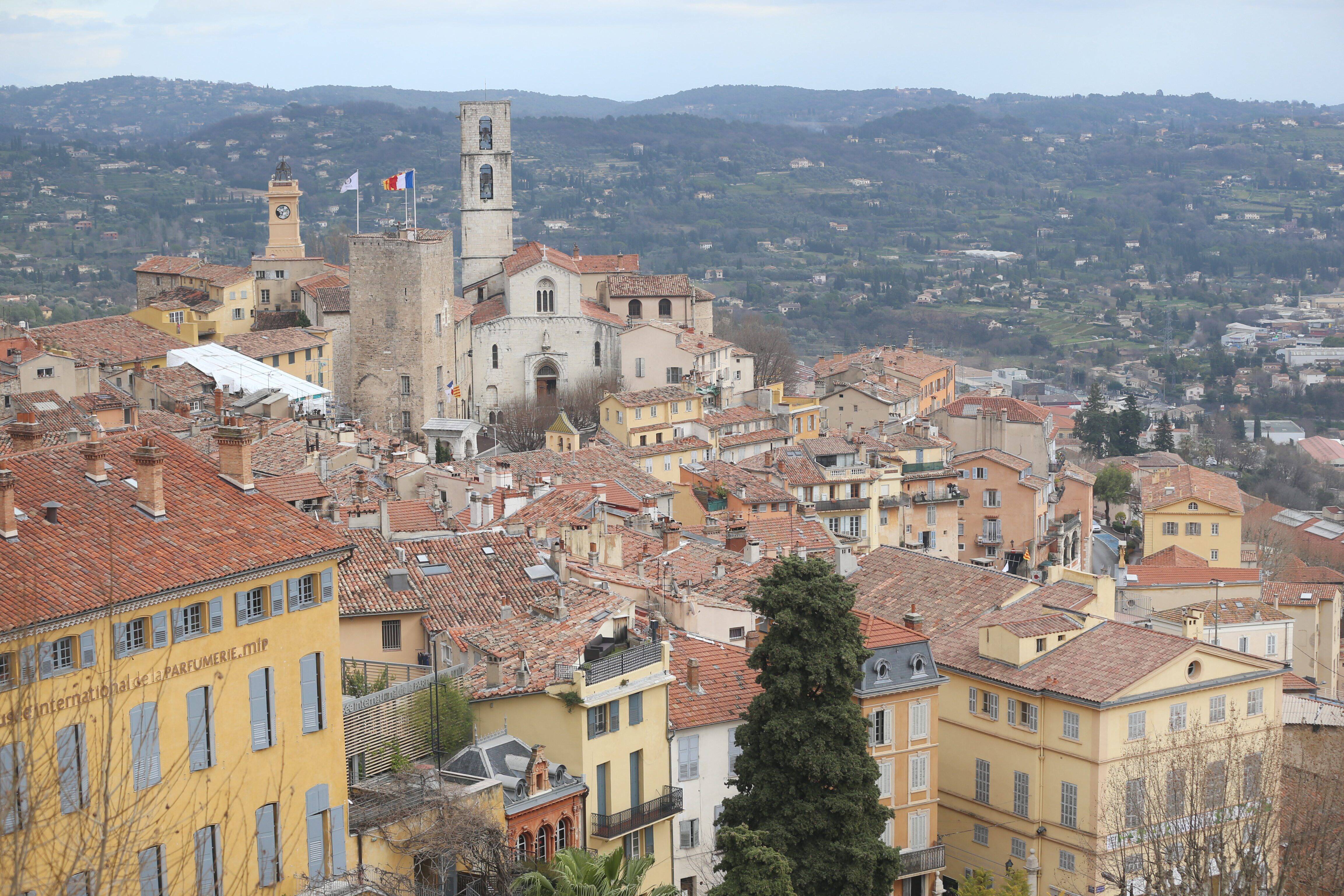 Un groupe inédit émerge au conseil municipal de Grasse