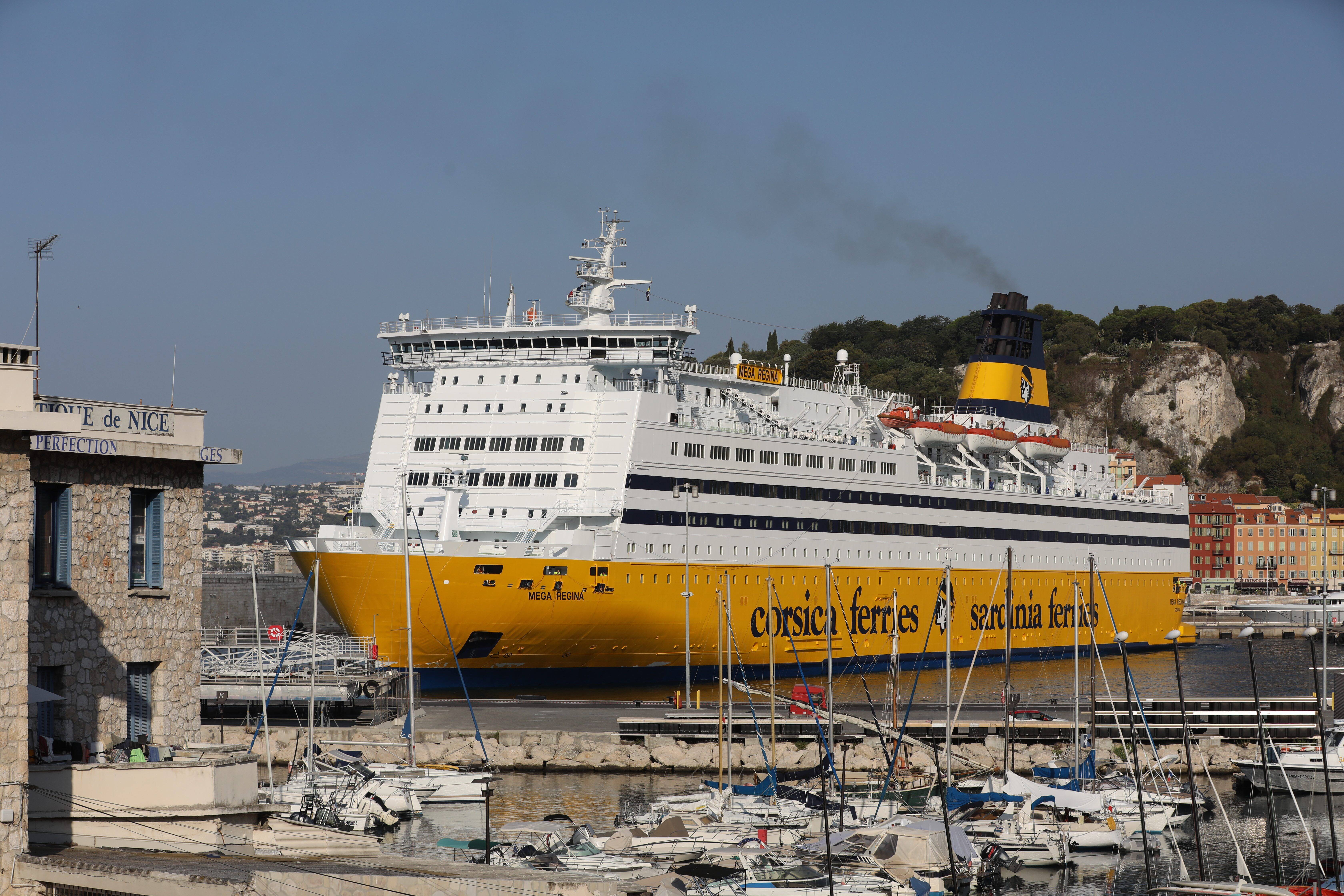 Taxer chaque véhicule de passage à Nice à l'arrivée et au départ pour la Corse: "une position discriminante et affligeante" pour le RN