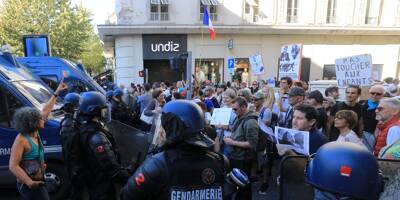 A Nice, les forces de l'ordre empêchent les manifestants anti-pass sanitaire de rejoindre l'avenue Jean-Médecin
