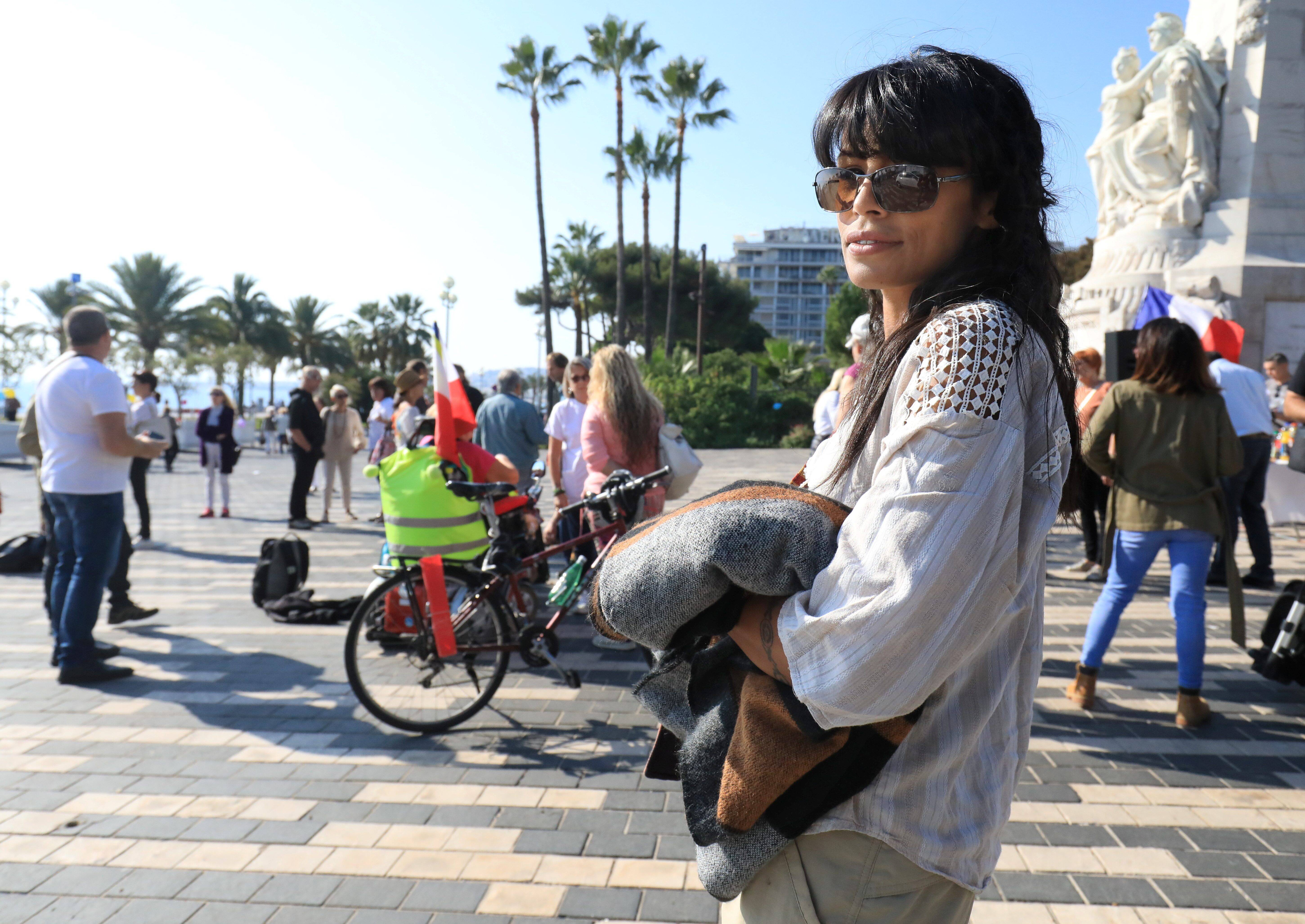 Non vaccinée, cette aide-soignante est en grève de la faim depuis 20 jours à Nice. Elle témoigne