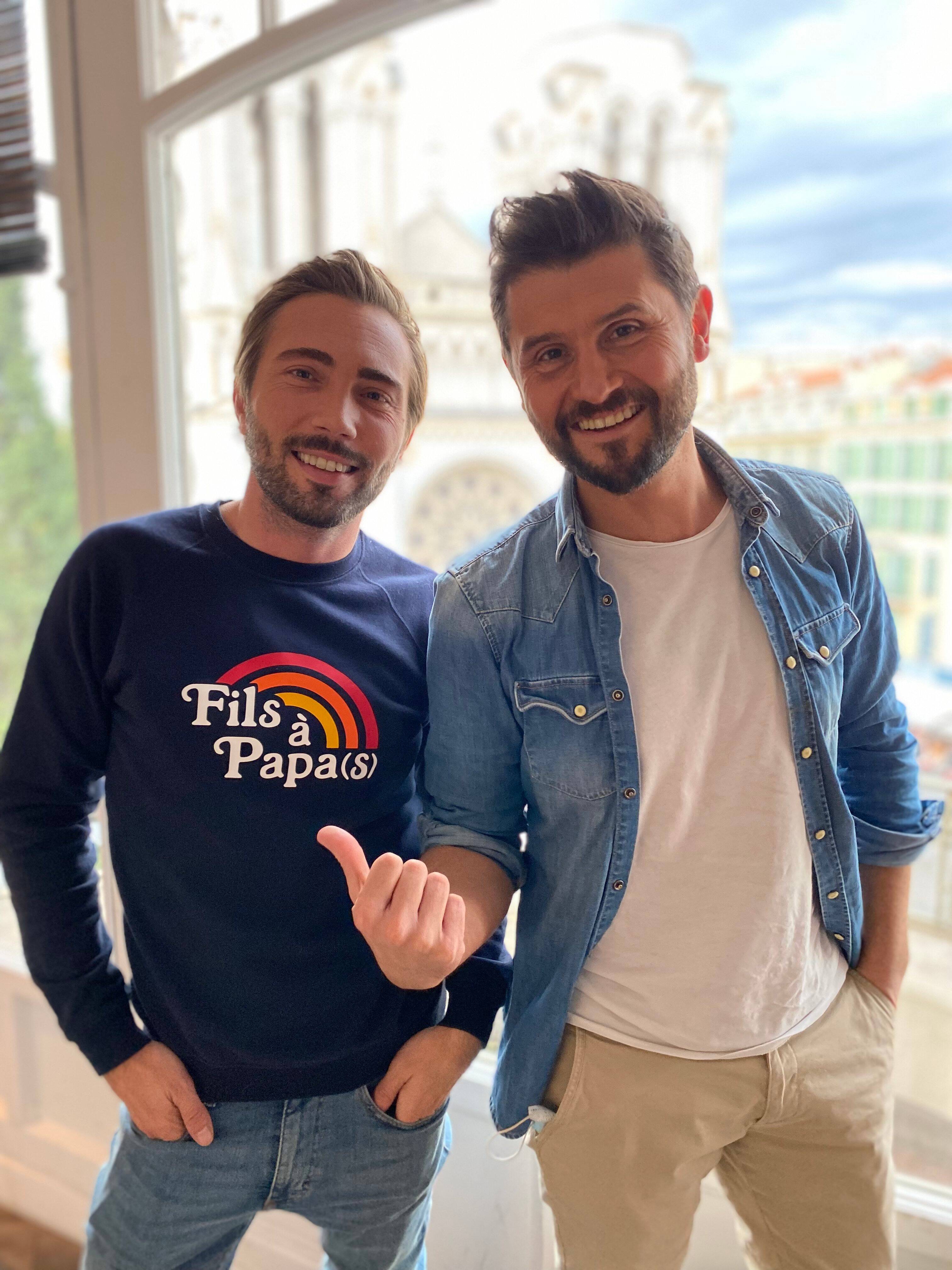 Le journaliste et animateur Christophe Beaugrand raconte le parcours qu'il a suivi avec son mari vers la paternité