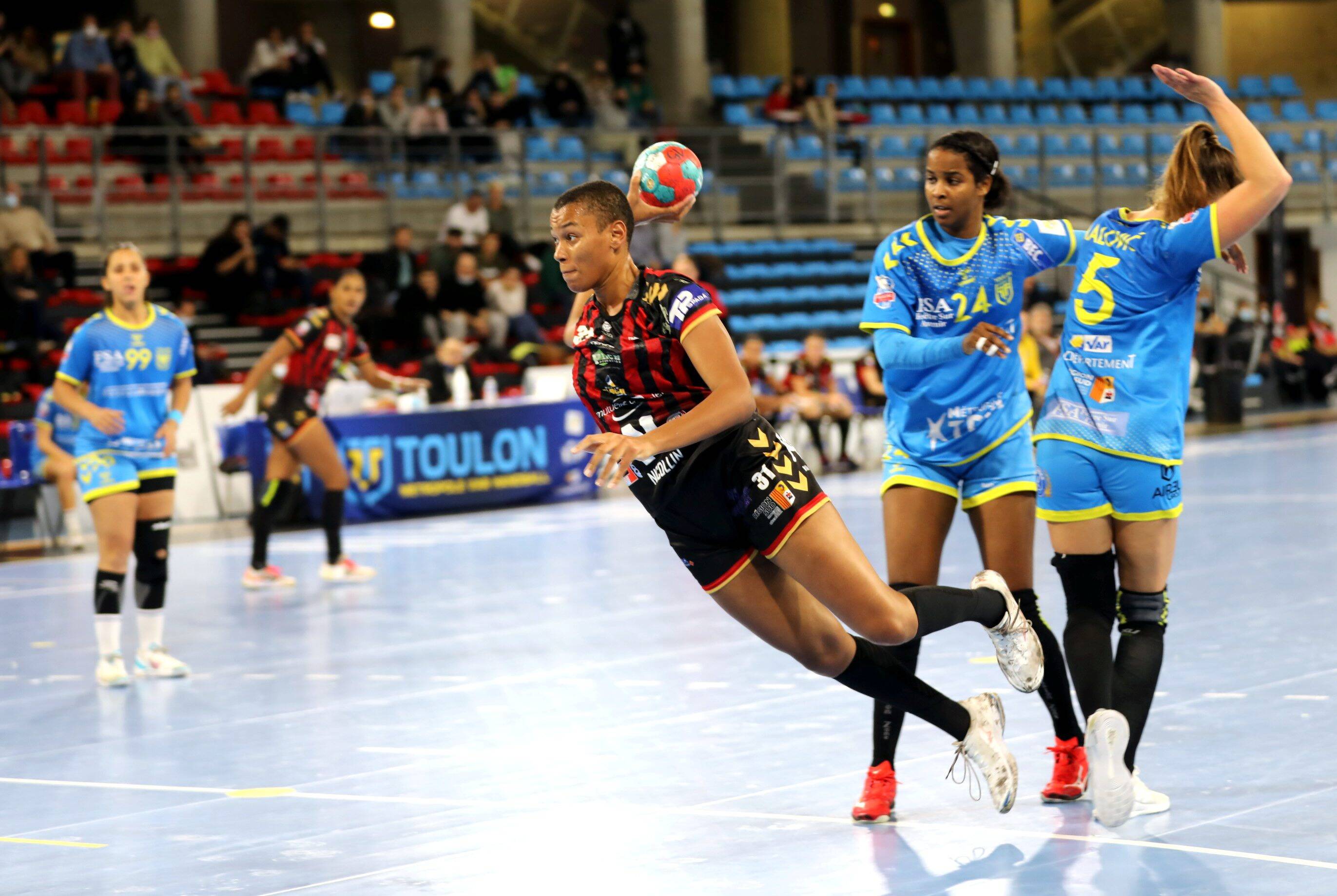 Handball féminin Nice s’incline à Toulon en Coupe de France NiceMatin