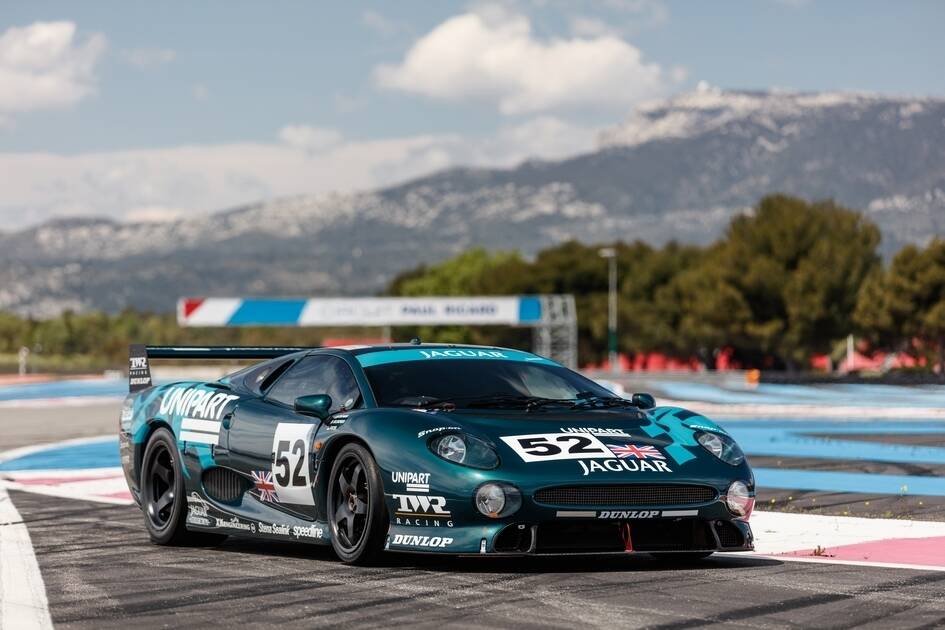 Une vente aux enchères de voitures sportives d'exception au circuit du Castellet, ce vendredi