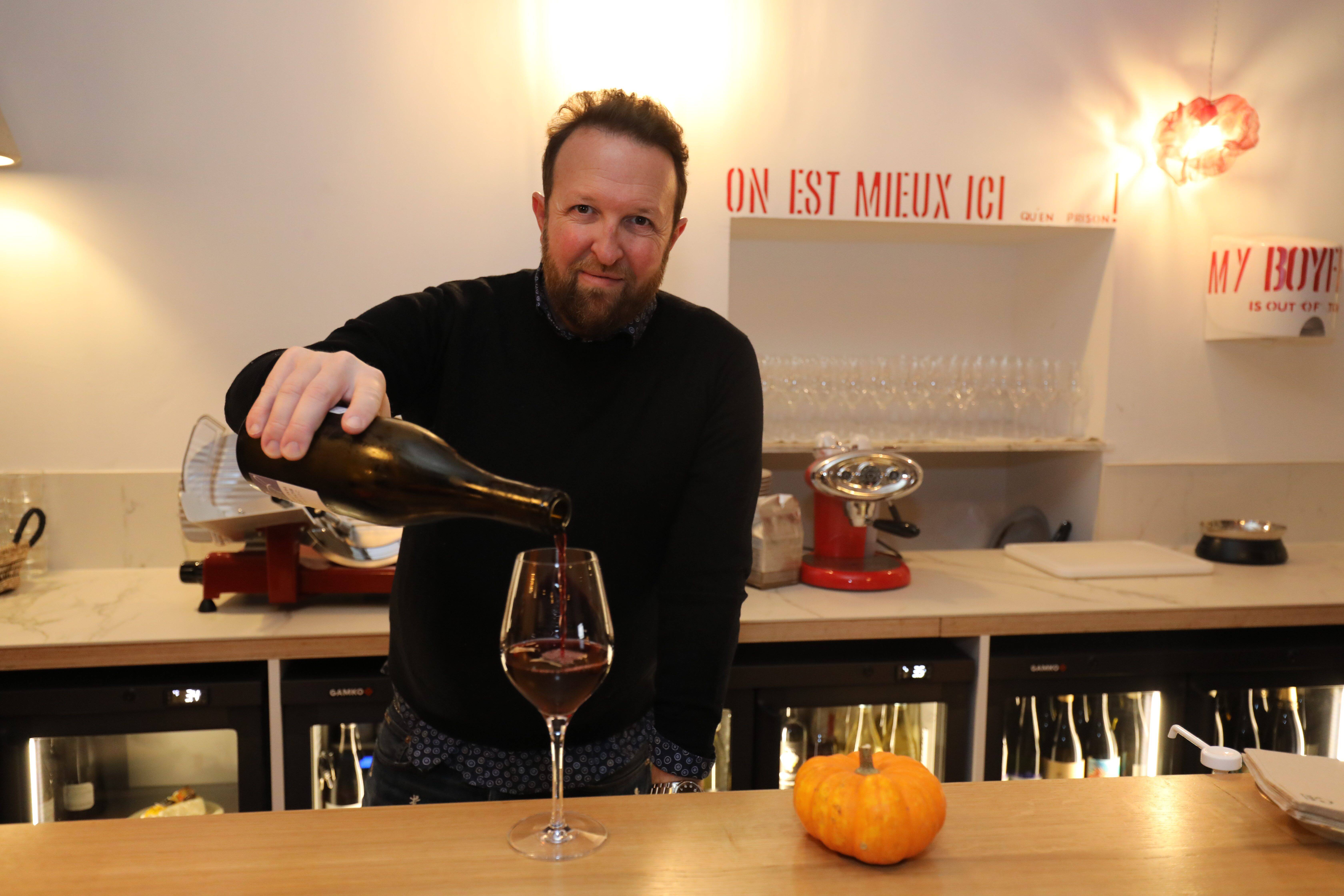 Restaurant Bar à Vin Rouge Nice Avis Ce professionnel vous explique tout ce qu'il faut savoir sur le vin naturel  - Nice-Matin