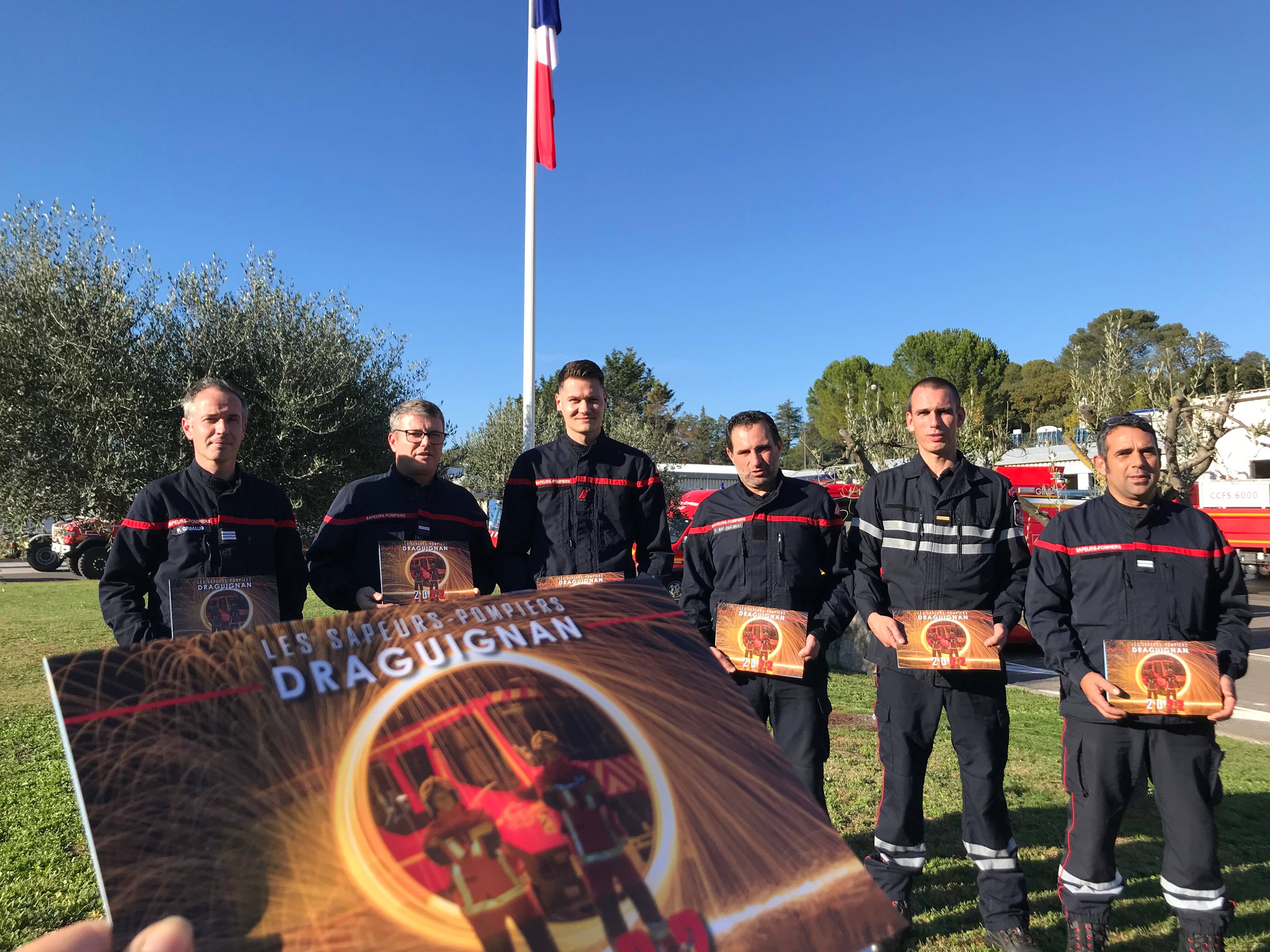 A 2022 edition Draguignan firefighter calendar that puts all the volunteers in the spotlight