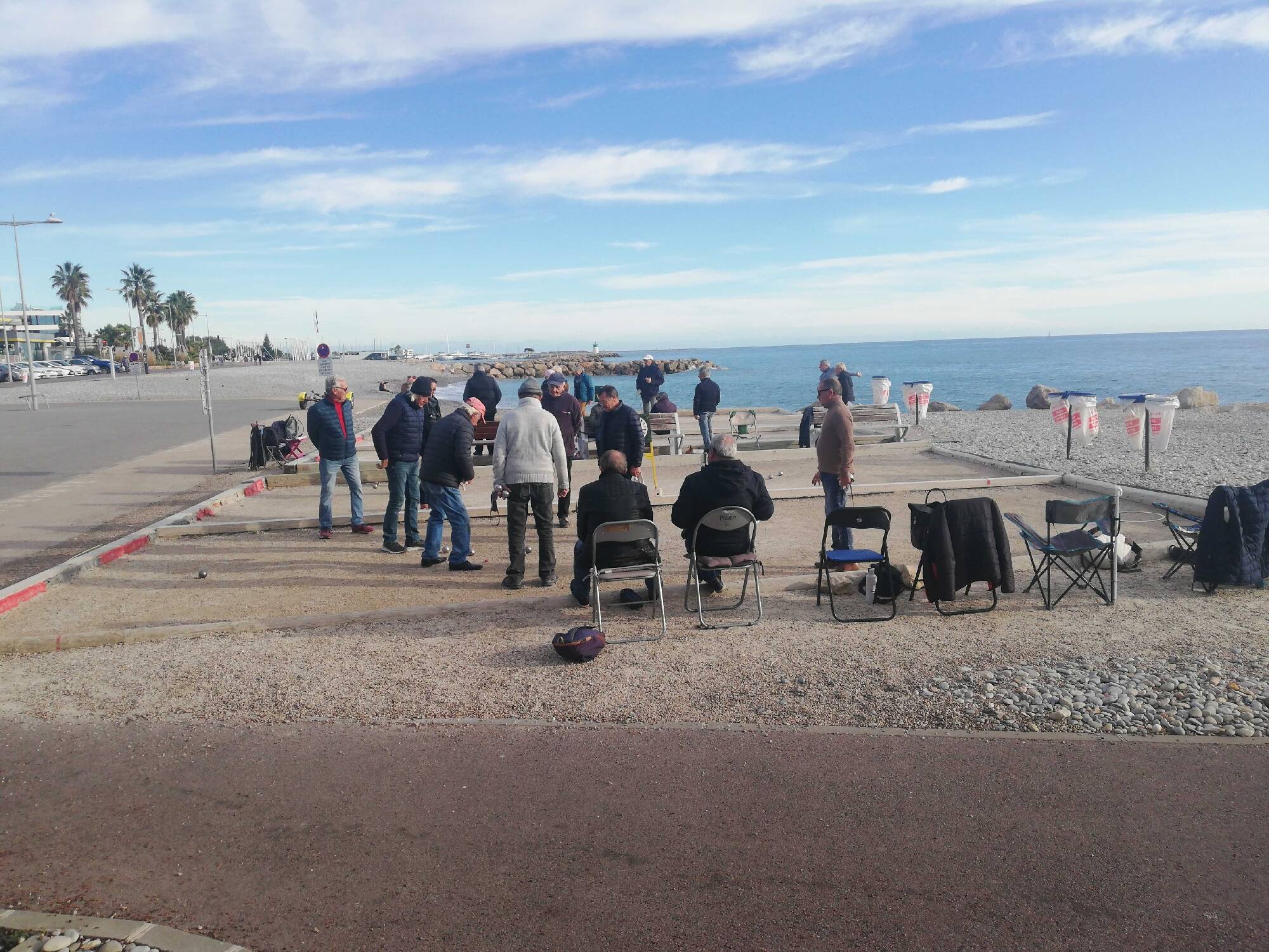 Tous les retraités s'y réunissent... Ce terrain de boules du Cros-de-Cagnes va-t-il être détruit?
